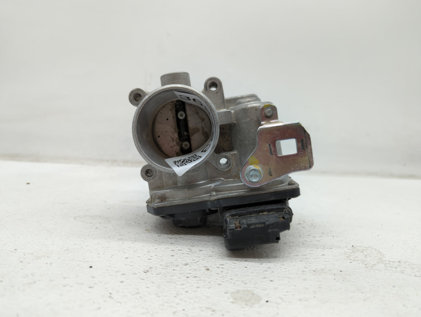 2007-2017 Toyota Camry Throttle Body P/N:22030-0P050 22030-31030 Fits OEM Used Auto Parts - Oemusedautoparts1.com