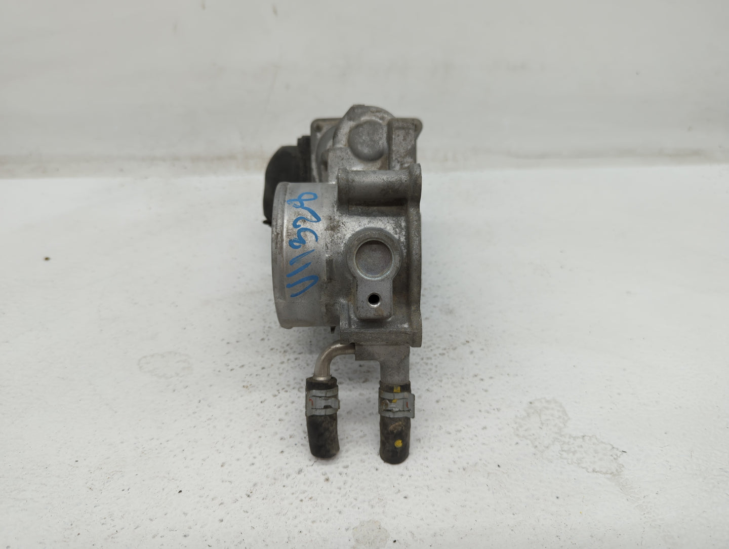 2010-2017 Toyota Camry Throttle Body P/N:22030-36010 22030-0V010 Fits Fits 2009 2010 2011 2012 2013 2014 2015 2016 2017 2018