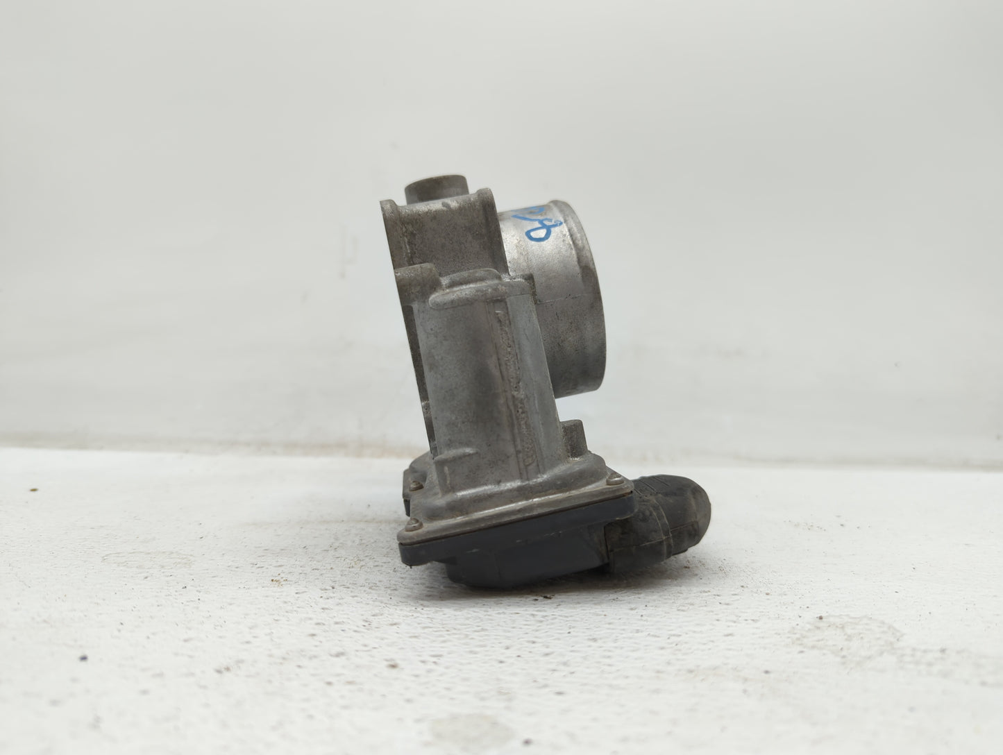 2010-2017 Toyota Camry Throttle Body P/N:22030-36010 22030-0V010 Fits Fits 2009 2010 2011 2012 2013 2014 2015 2016 2017 2018