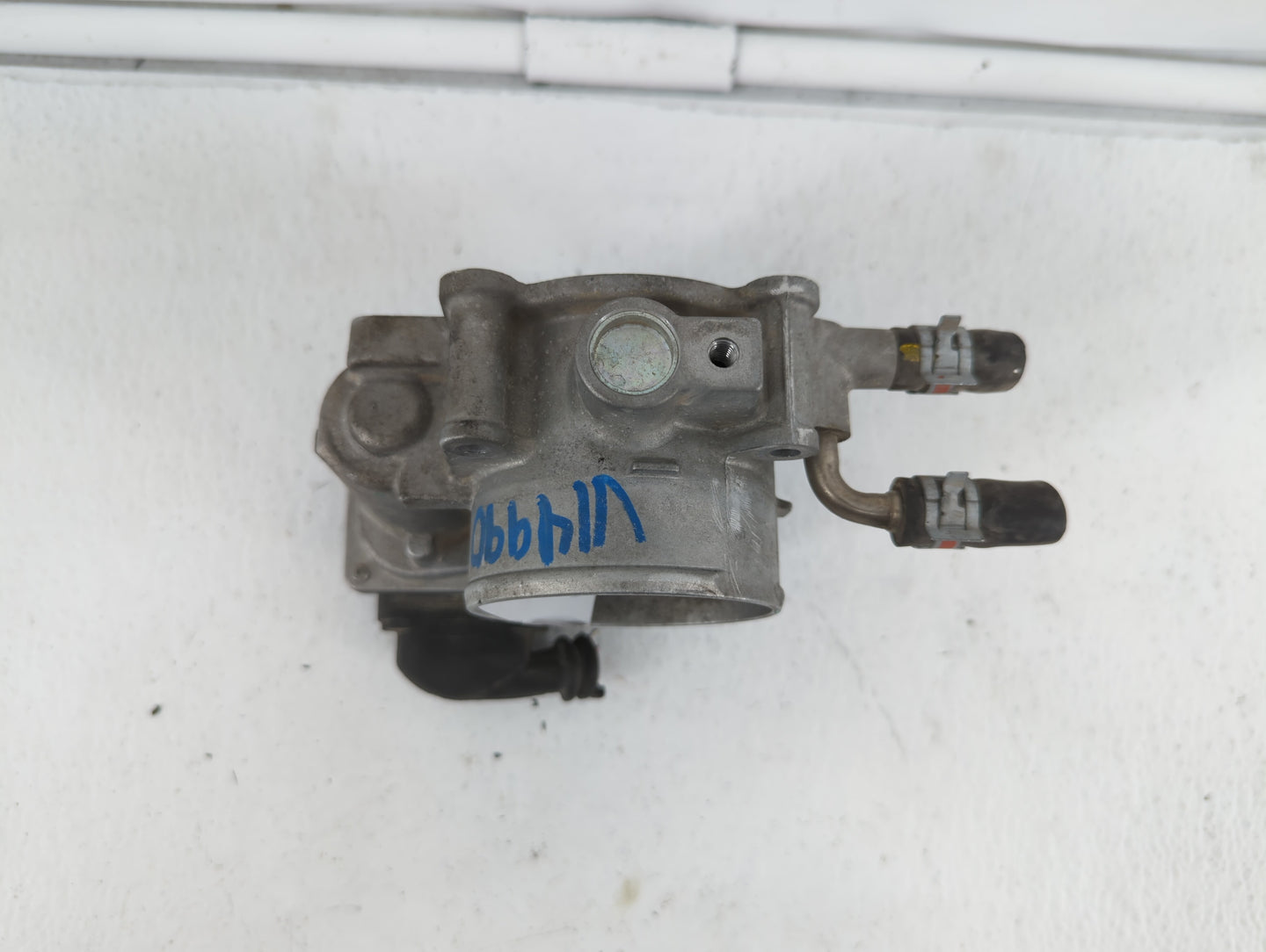 2010-2017 Toyota Camry Throttle Body P/N:22030-36010 22030-0V010 Fits Fits 2009 2010 2011 2012 2013 2014 2015 2016 2017 2018