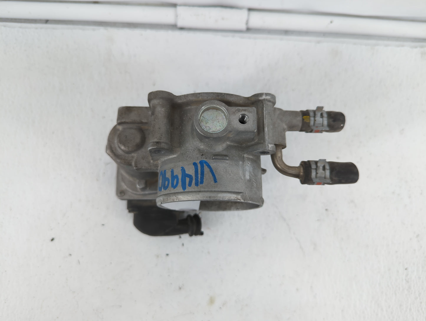 2010-2017 Toyota Camry Throttle Body P/N:22030-36010 22030-0V010 Fits Fits 2009 2010 2011 2012 2013 2014 2015 2016 2017 2018