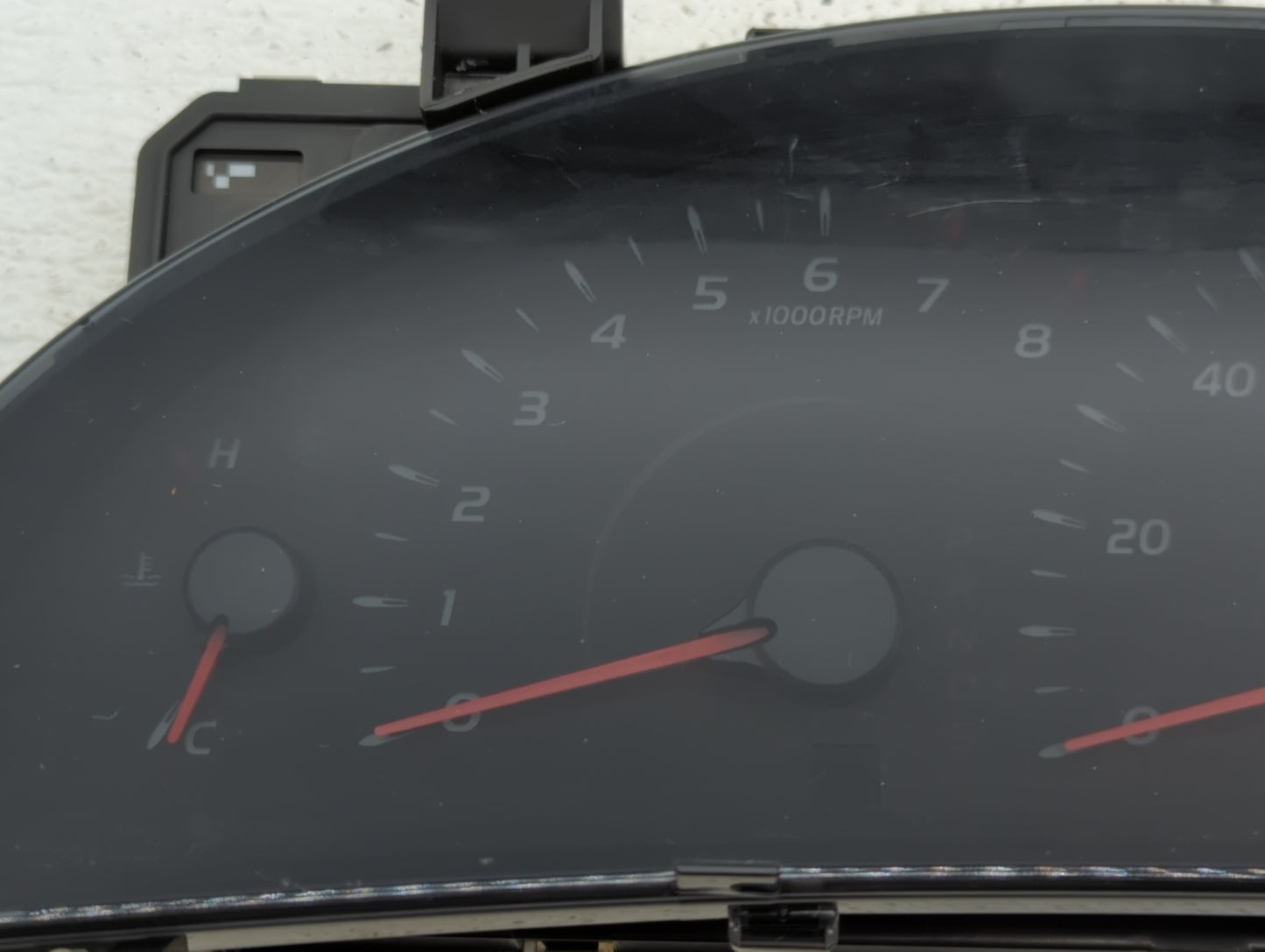 2010-2011 Toyota Camry Instrument Cluster Speedometer Gauges P/N:83800-06V10-00 83800-06V20 Fits Fits 2010 2011 OEM Used Aut