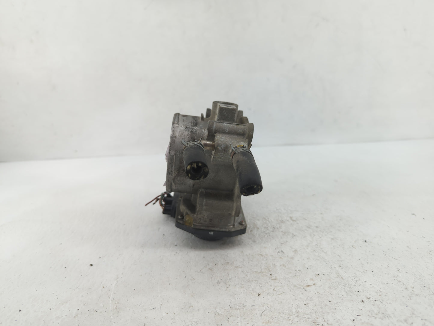 2010-2017 Toyota Camry Throttle Body P/N:35100-25200 22030-36010 Fits Fits 2009 2010 2011 2012 2013 2014 2015 2016 2017 2018