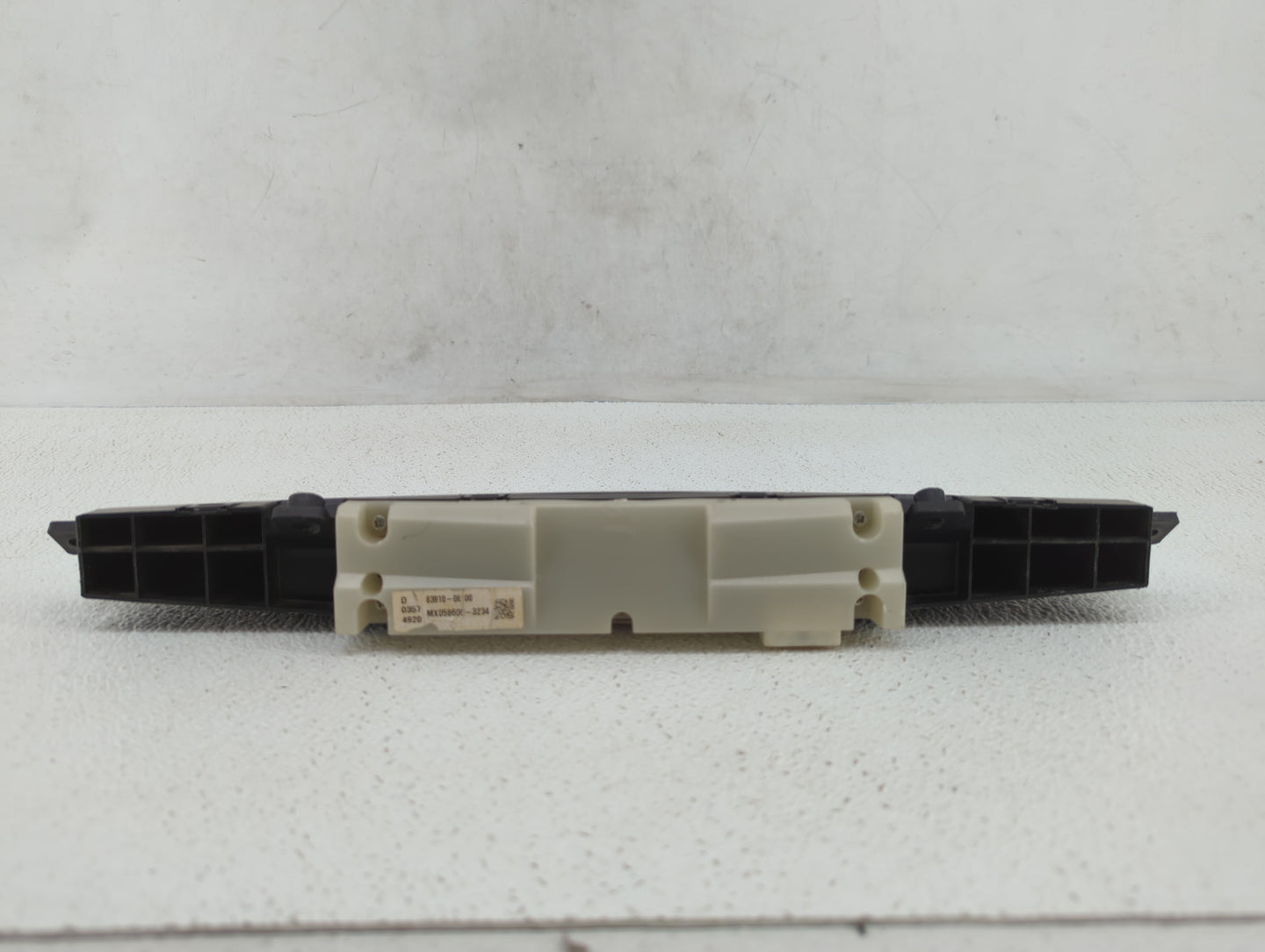2011 Toyota Camry Digitial Dash Clock P/N:83910-06100 Fits OEM Used Auto Parts - Oemusedautoparts1.com