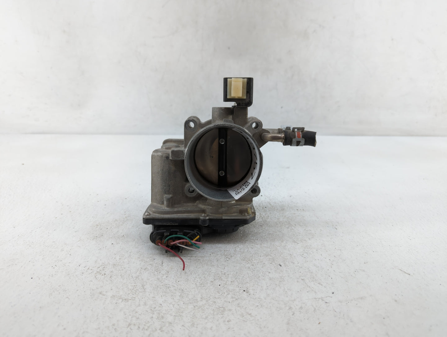 2010-2017 Toyota Camry Throttle Body P/N:22030-36010 22030-0V010 Fits Fits 2009 2010 2011 2012 2013 2014 2015 2016 2017 2018