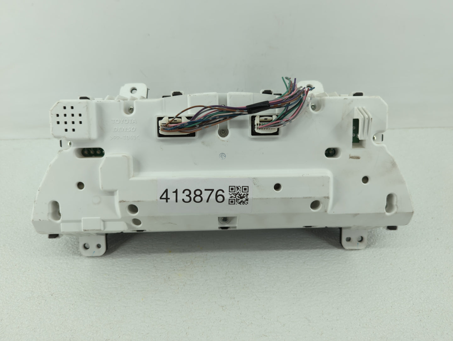 2010-2011 Toyota Camry Instrument Cluster Speedometer Gauges P/N:83800-06V10-00 83800-06V20 Fits Fits 2010 2011 OEM Used Aut