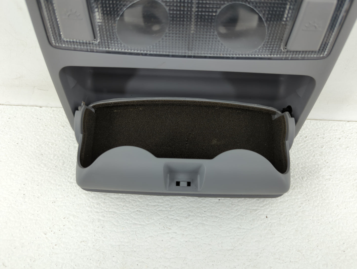 2010-2011 Toyota Camry Overhead Roof Console Interior Dome Light - Oemusedautoparts1.com