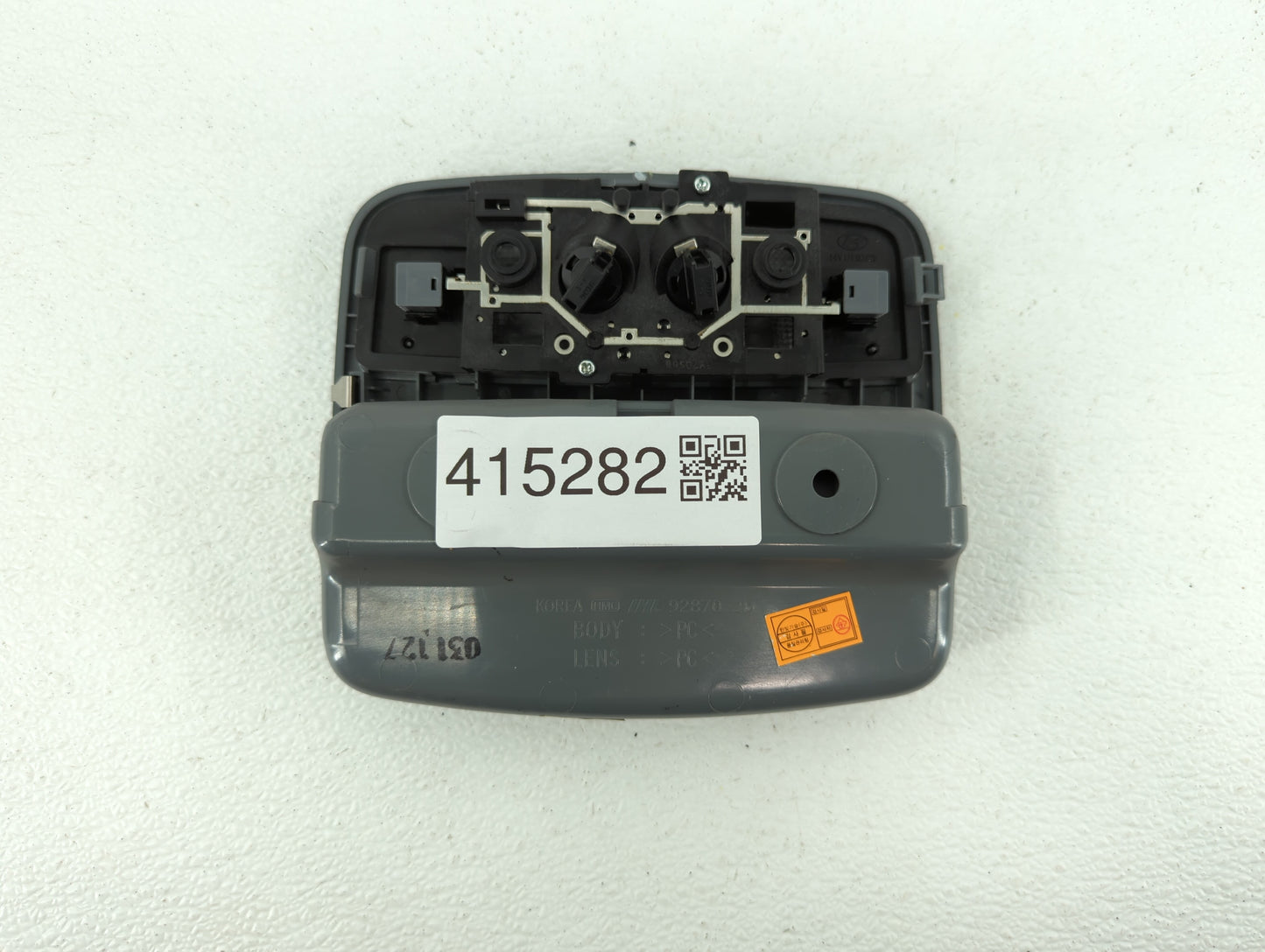 2010-2011 Toyota Camry Overhead Roof Console Interior Dome Light - Oemusedautoparts1.com