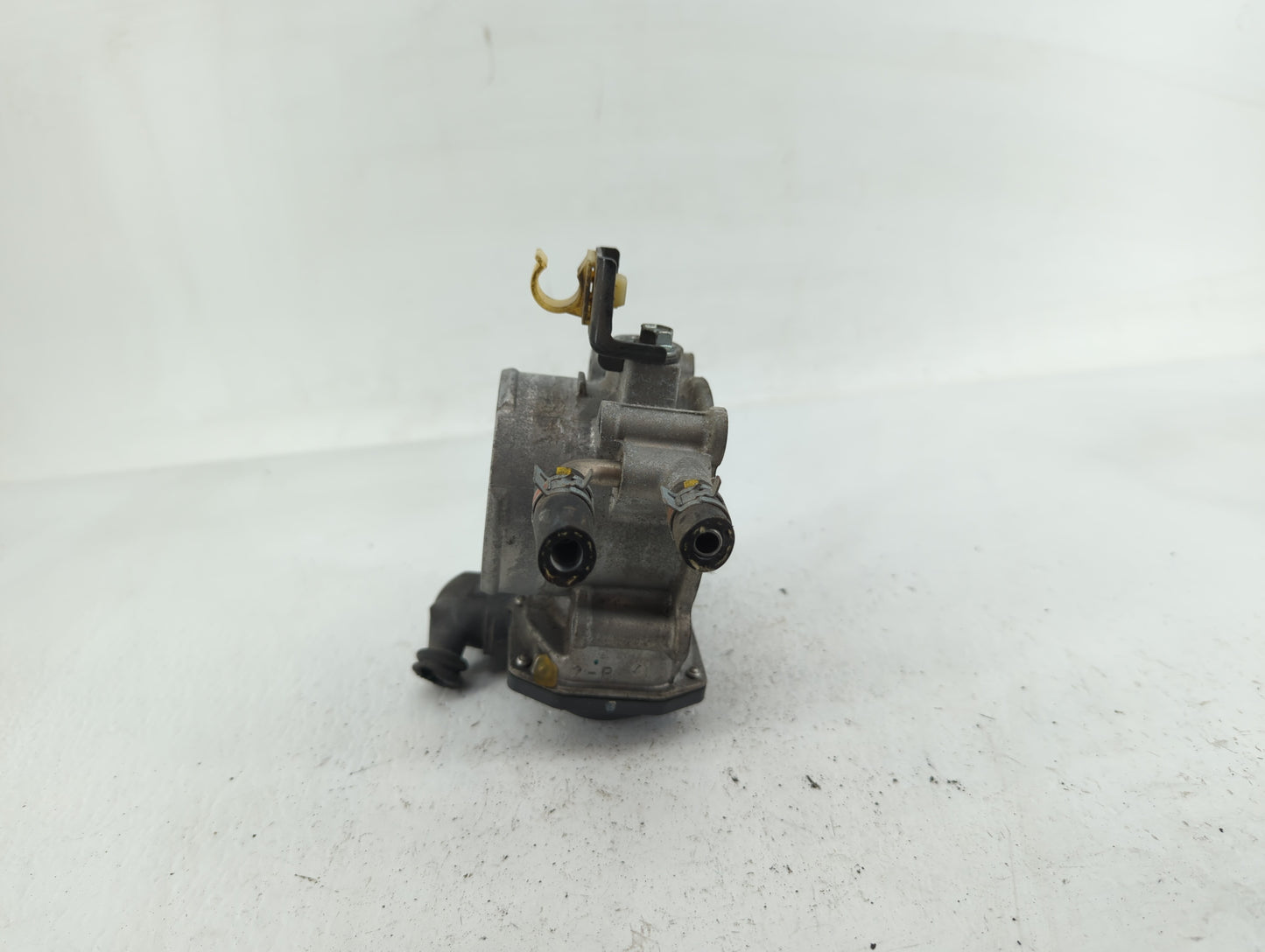 2010-2017 Toyota Camry Throttle Body P/N:22030-36010 22030-0V010 Fits Fits 2009 2010 2011 2012 2013 2014 2015 2016 2017 2018