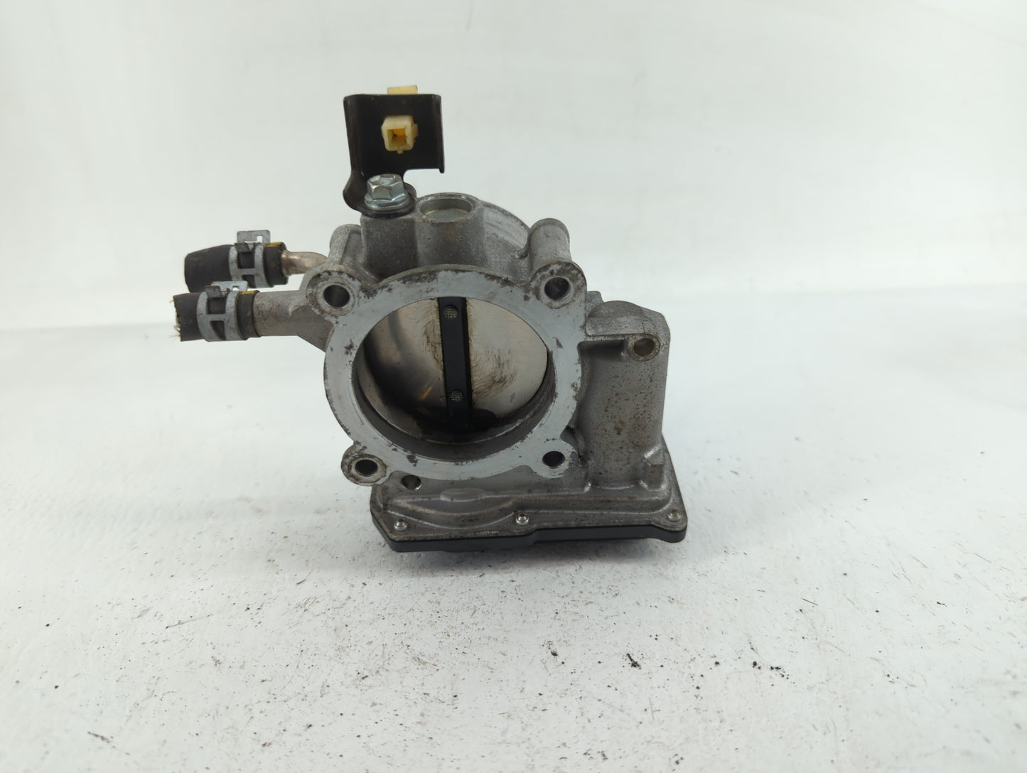 2010-2017 Toyota Camry Throttle Body P/N:22030-36010 22030-0V010 Fits Fits 2009 2010 2011 2012 2013 2014 2015 2016 2017 2018