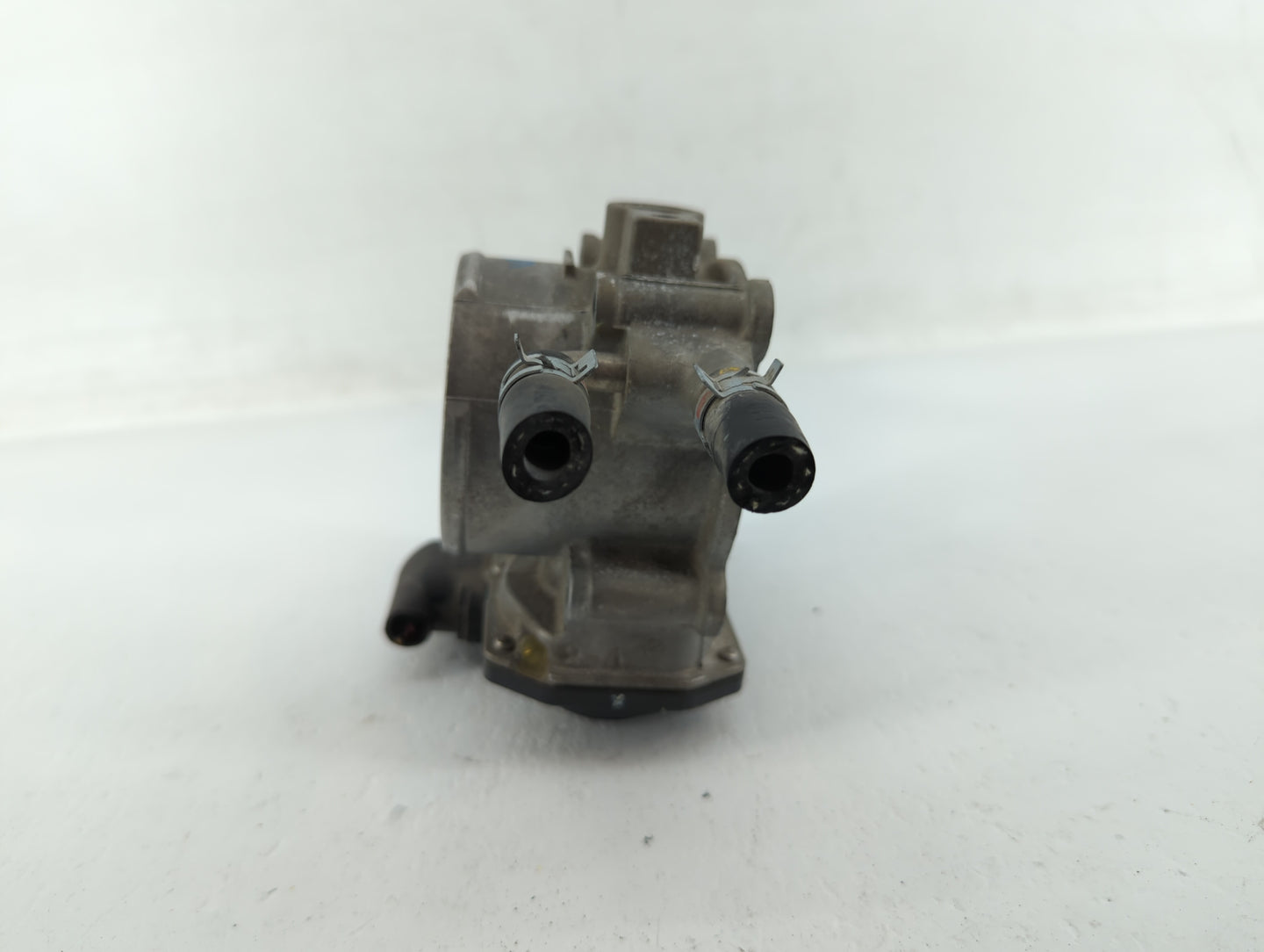 2010-2017 Toyota Camry Throttle Body P/N:22030-0V010 22030-36010 Fits Fits 2009 2010 2011 2012 2013 2014 2015 2016 2017 2018