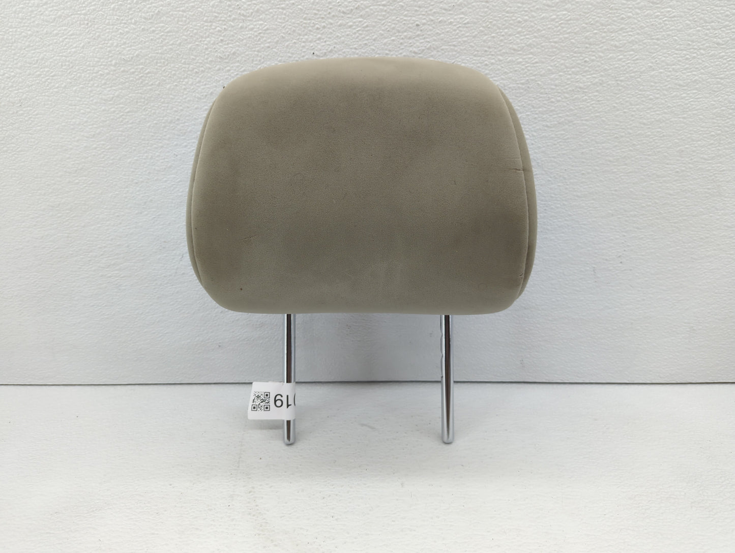 2010-2011 Toyota Camry Headrest Head Rest Front Driver Passenger Seat - Oemusedautoparts1.com