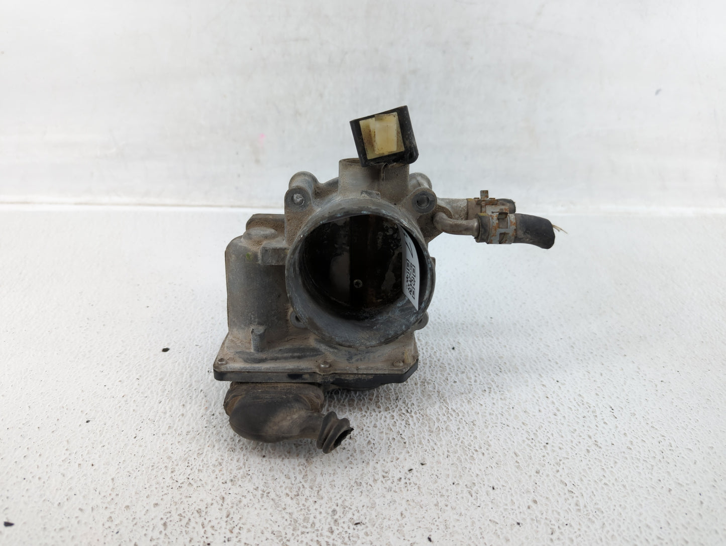 2010-2017 Toyota Camry Throttle Body P/N:22030-0V010 Fits Fits 2009 2010 2011 2012 2013 2014 2015 2016 2017 2018 2019 OEM Us