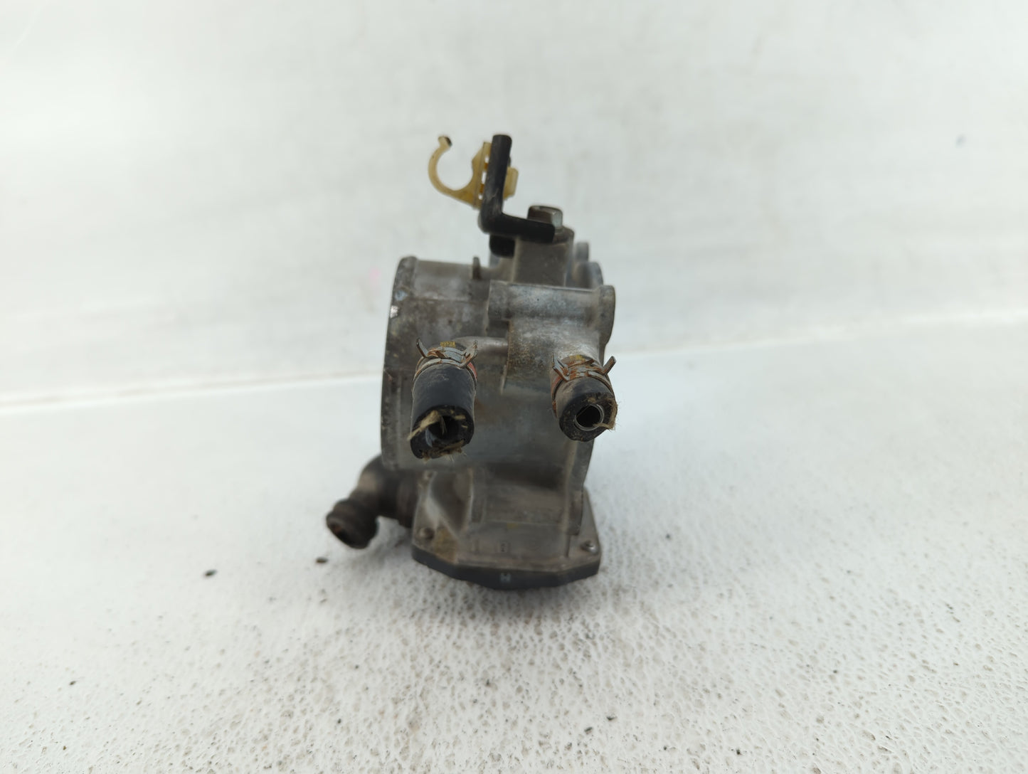 2010-2017 Toyota Camry Throttle Body P/N:22030-0V010 Fits Fits 2009 2010 2011 2012 2013 2014 2015 2016 2017 2018 2019 OEM Us
