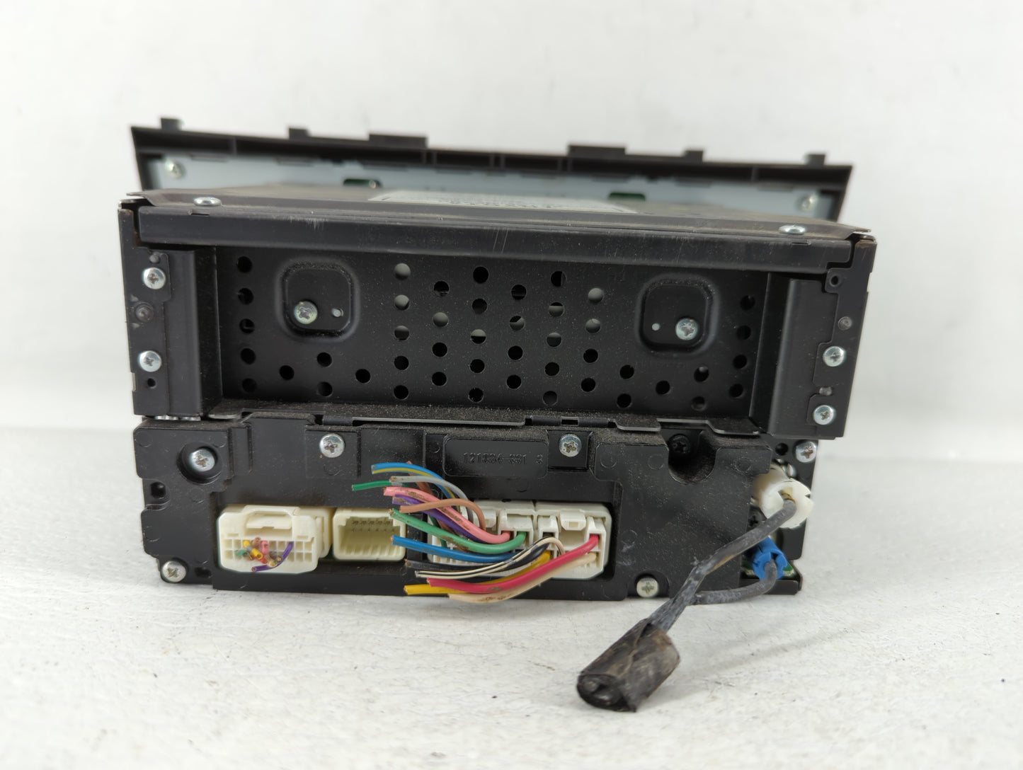 2010-2011 Toyota Camry Am Fm Cd Player Radio Receiver - Oemusedautoparts1.com
