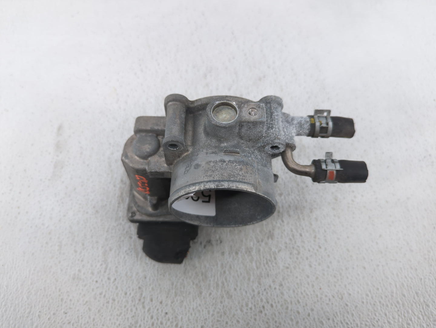 2010-2017 Toyota Camry Throttle Body P/N:22030-0V010 Fits Fits 2009 2010 2011 2012 2013 2014 2015 2016 2017 2018 2019 OEM Us