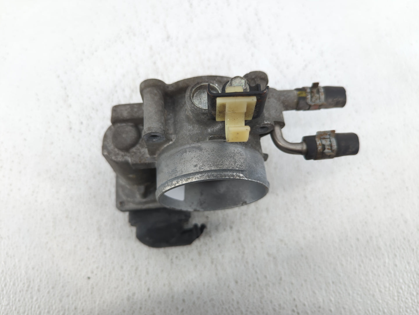 2010-2017 Toyota Camry Throttle Body P/N:22030-0V010 Fits Fits 2009 2010 2011 2012 2013 2014 2015 2016 2017 2018 2019 OEM Us