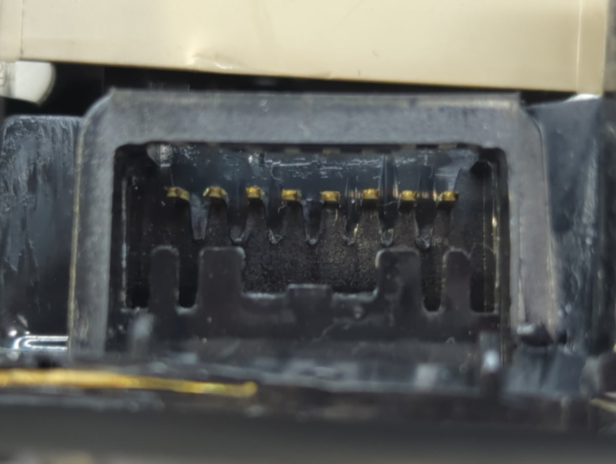 2011 Toyota Camry Center Console Armrest Cover Lid 531897 - Oemusedautoparts1.com