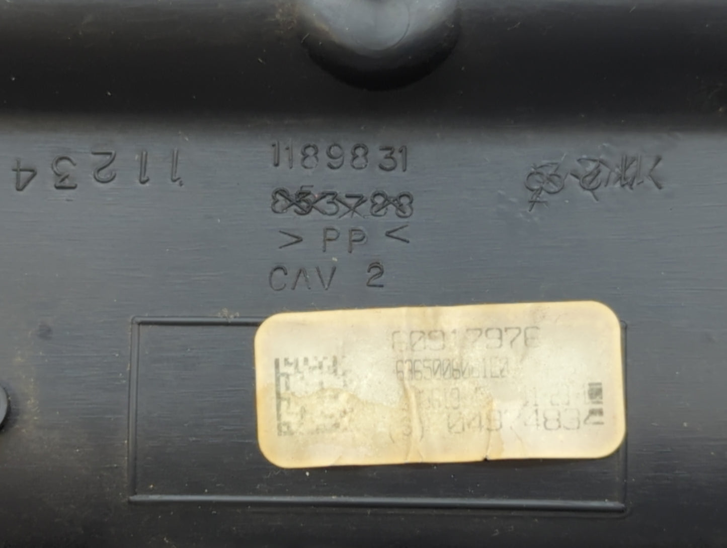 2011 Toyota Camry Center Console Armrest Cover Lid - Oemusedautoparts1.com