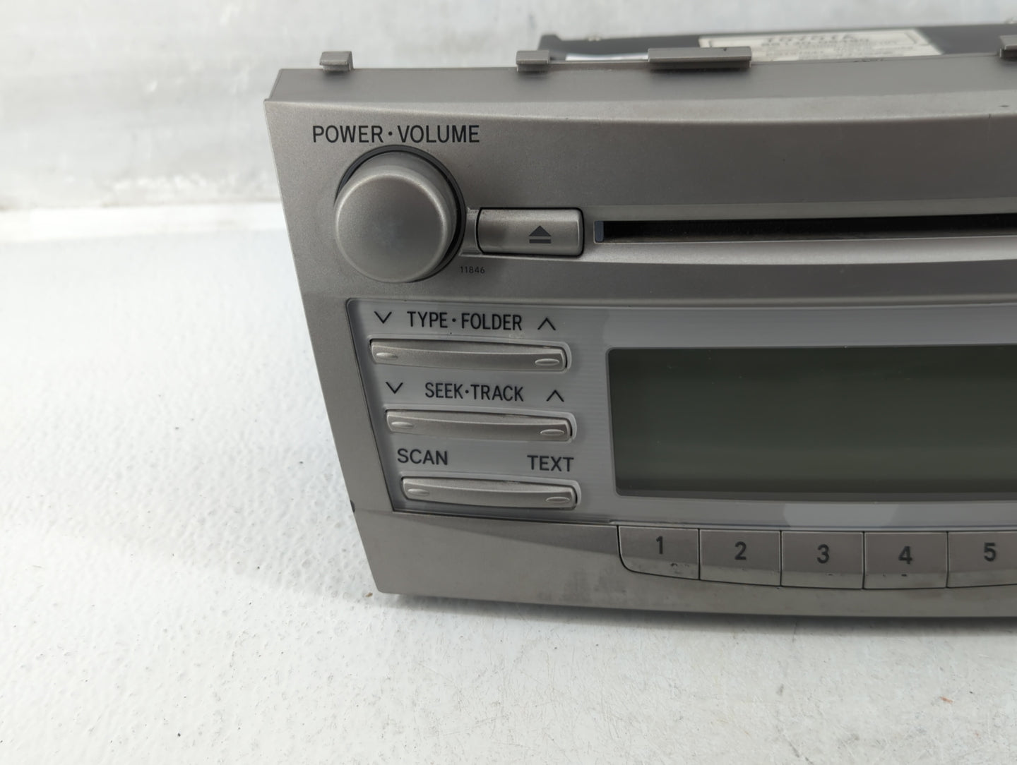 2010-2011 Toyota Camry Am Fm Cd Player Radio Receiver - Oemusedautoparts1.com