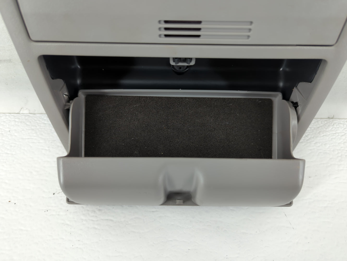 2011 Toyota Camry Overhead Roof Console - Oemusedautoparts1.com