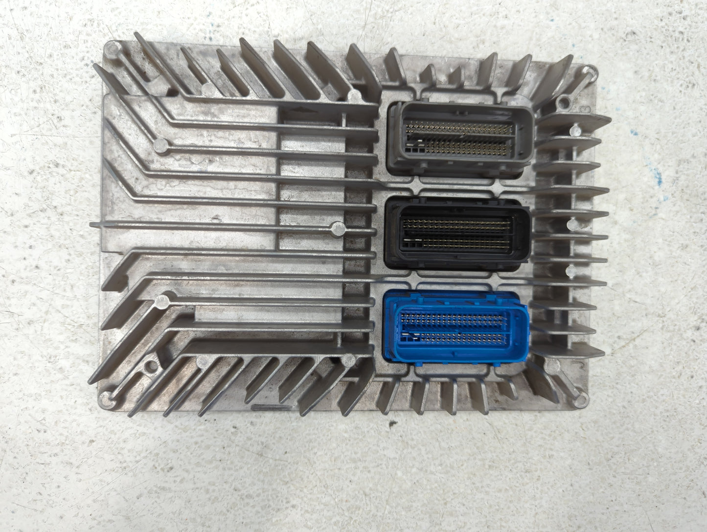 2010-2011 Toyota Camry PCM Engine Control Computer ECU ECM PCU OEM P/N:12670801 Fits Fits 2010 2011 OEM Used Auto Parts - Oe