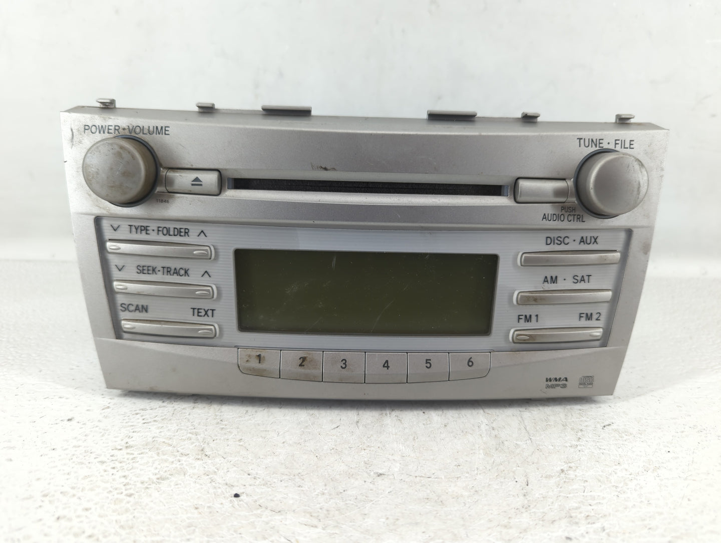 2010-2011 Toyota Camry Am Fm Cd Player Radio Receiver - Oemusedautoparts1.com
