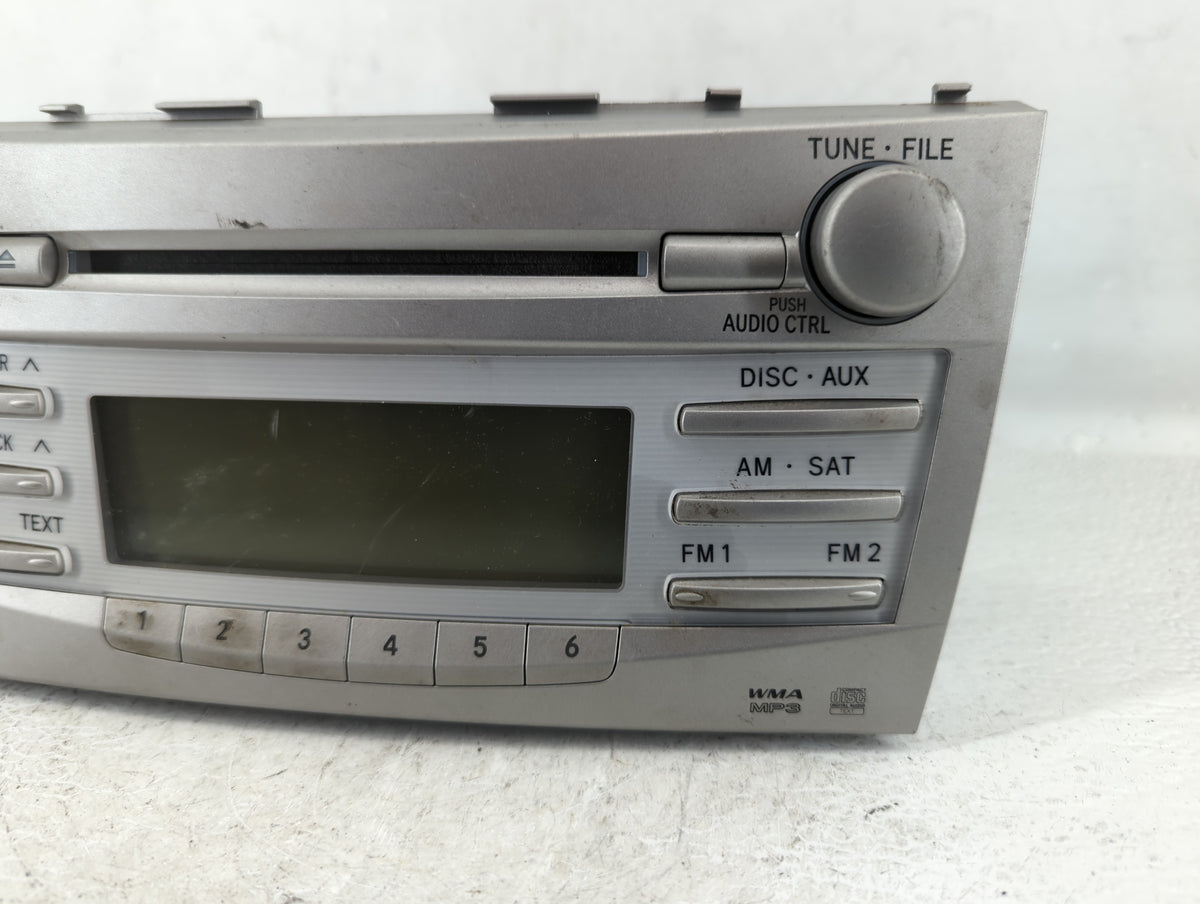 2010-2011 Toyota Camry Am Fm Cd Player Radio Receiver 582838 - Oemusedautoparts1.com