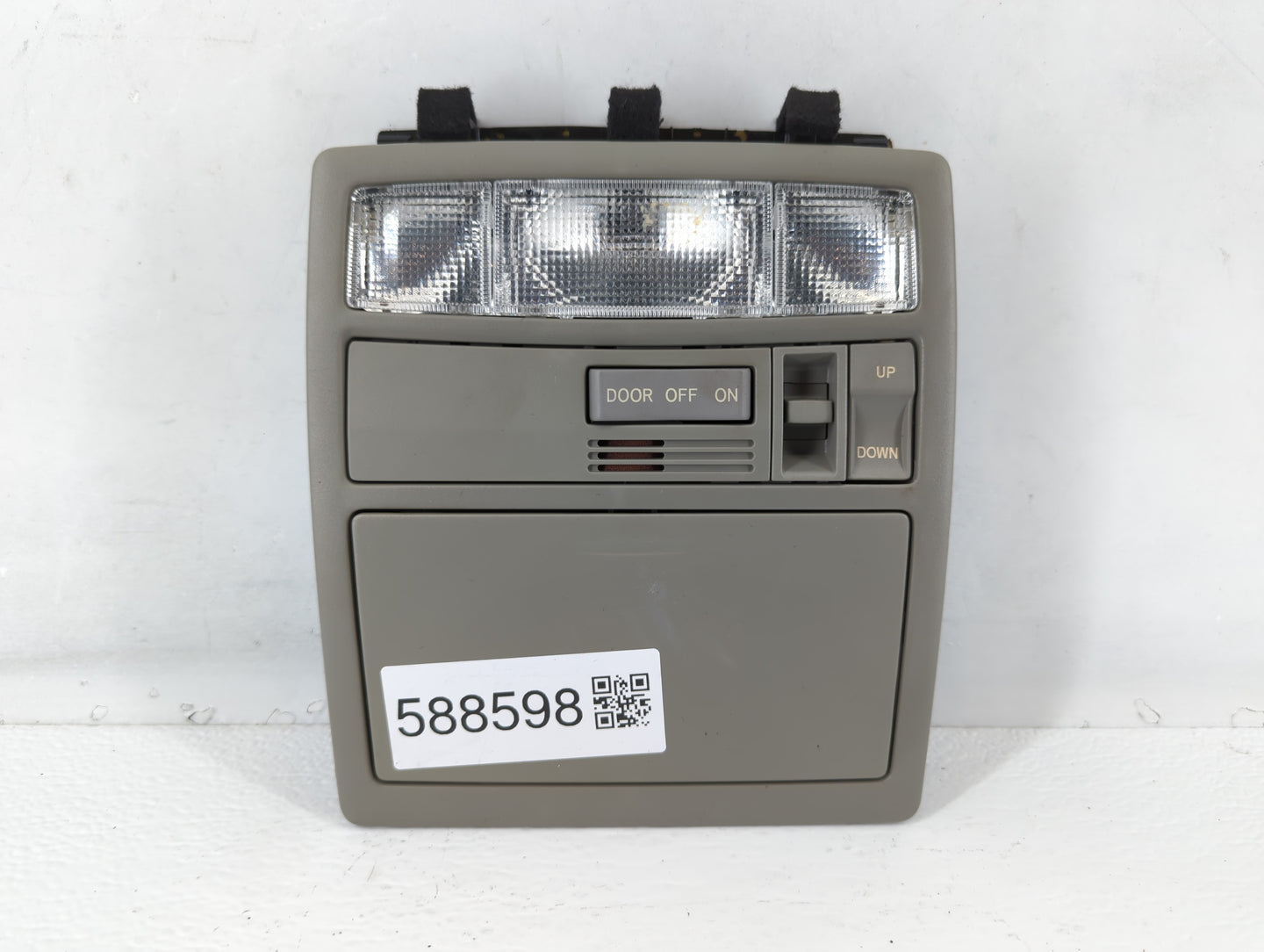 2011 Toyota Camry Overhead Roof Console - Oemusedautoparts1.com