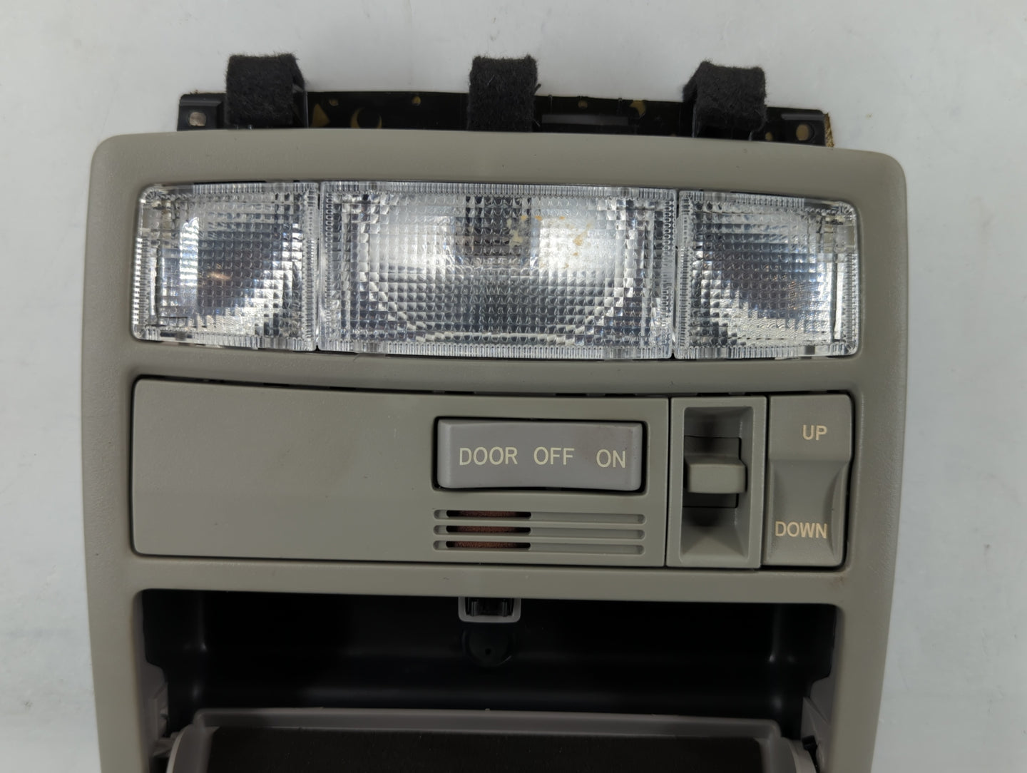 2011 Toyota Camry Overhead Roof Console - Oemusedautoparts1.com