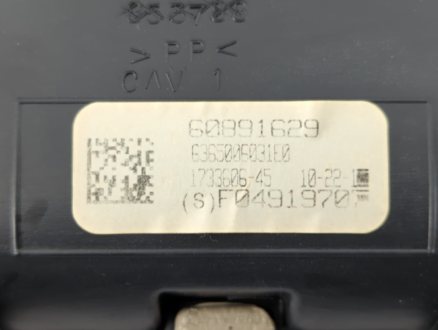 2011 Toyota Camry Overhead Roof Console - Oemusedautoparts1.com