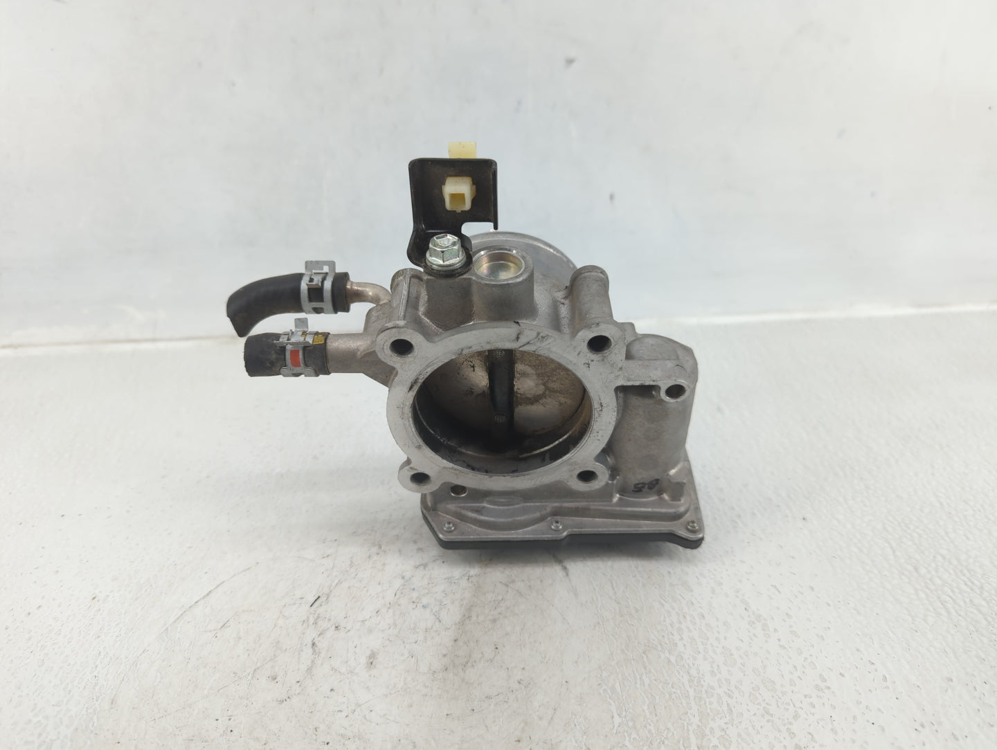 2010-2017 Toyota Camry Throttle Body P/N:22030-0V010 Fits Fits 2009 2010 2011 2012 2013 2014 2015 2016 2017 2018 2019 OEM Us