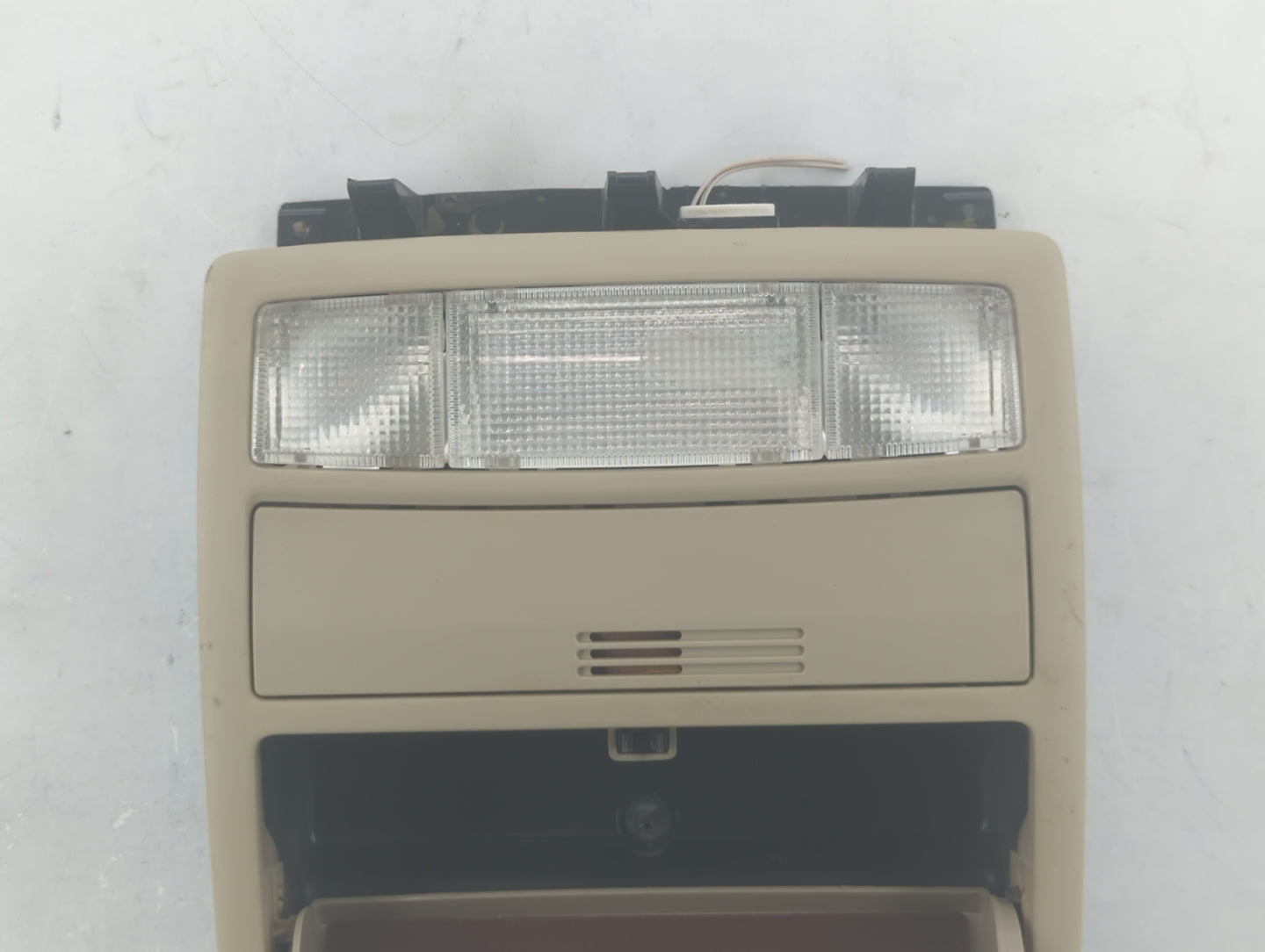 2011 Toyota Camry Overhead Roof Console - Oemusedautoparts1.com