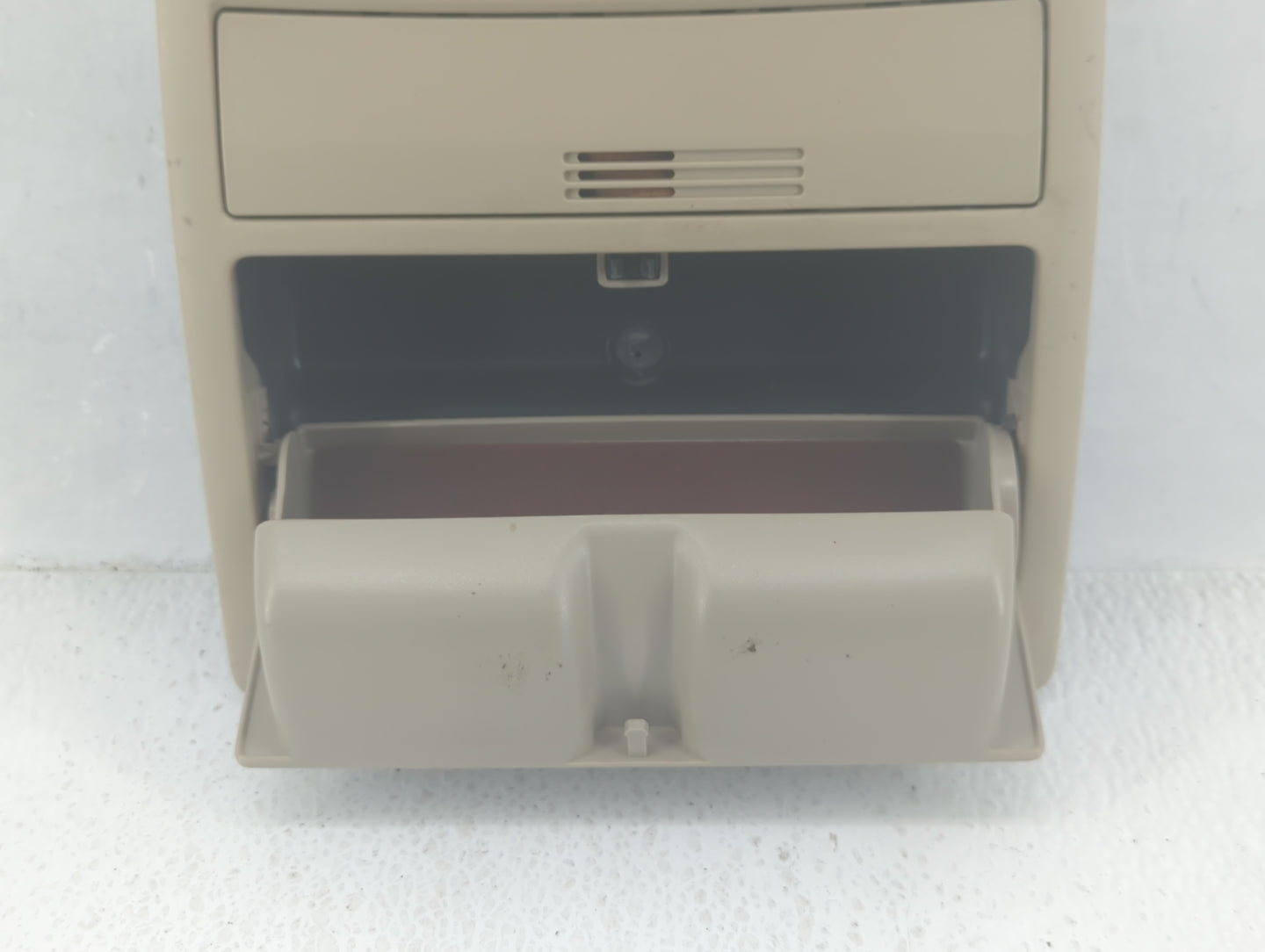 2011 Toyota Camry Overhead Roof Console - Oemusedautoparts1.com