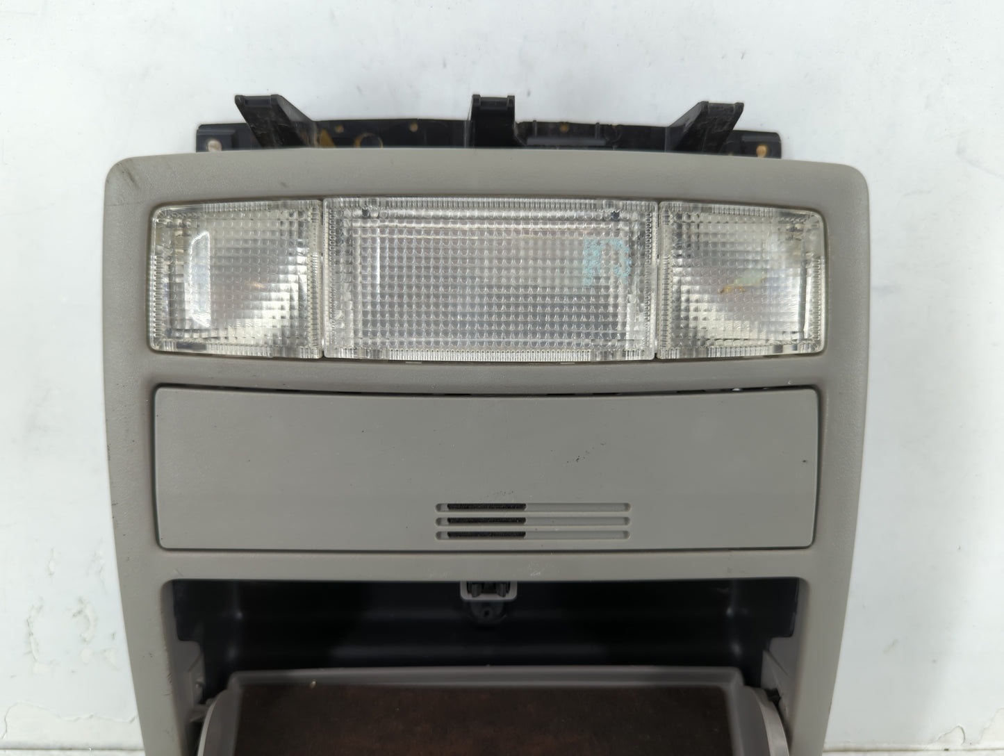 2011 Toyota Camry Overhead Roof Console - Oemusedautoparts1.com
