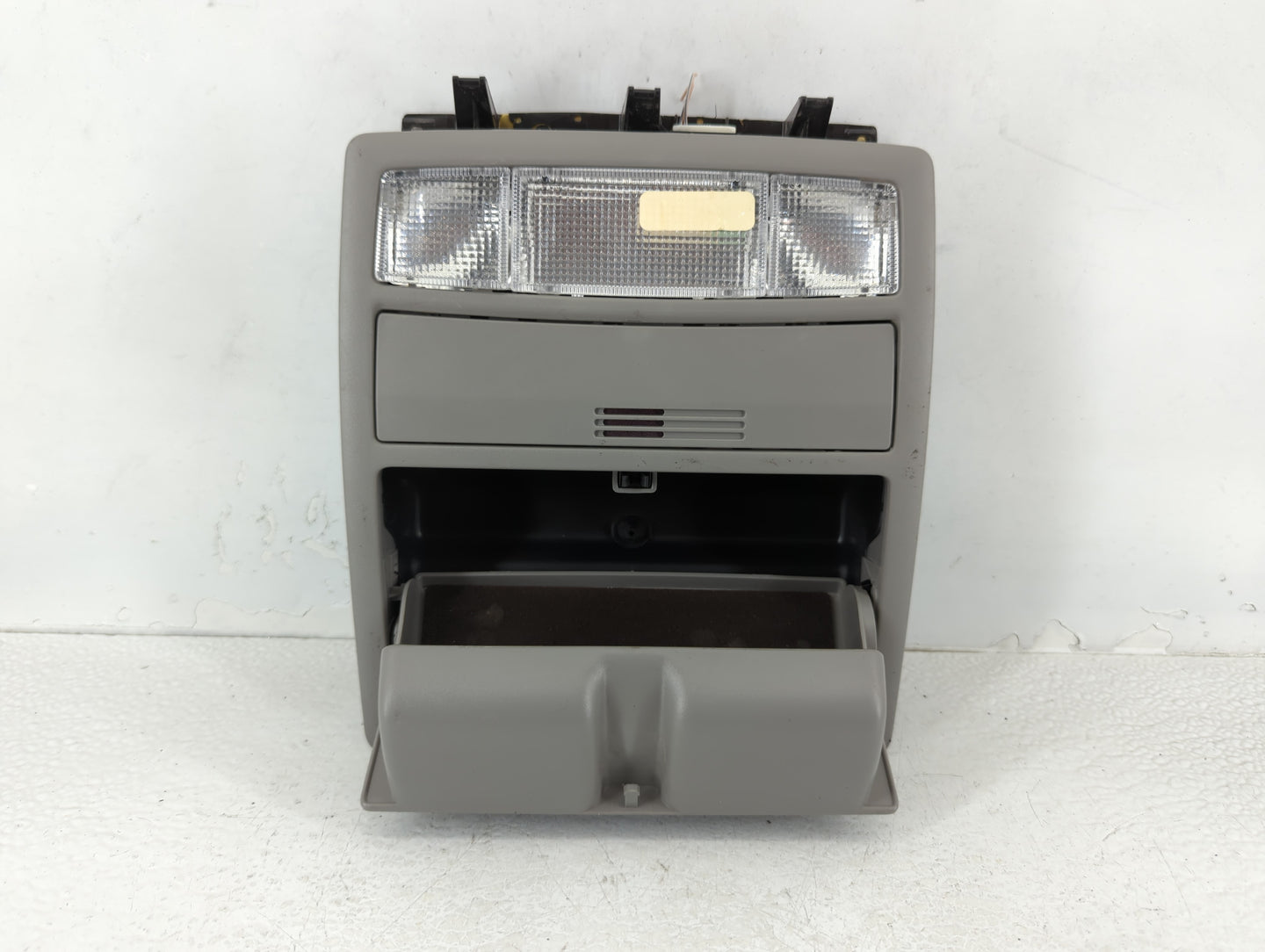 2011 Toyota Camry Overhead Roof Console - Oemusedautoparts1.com