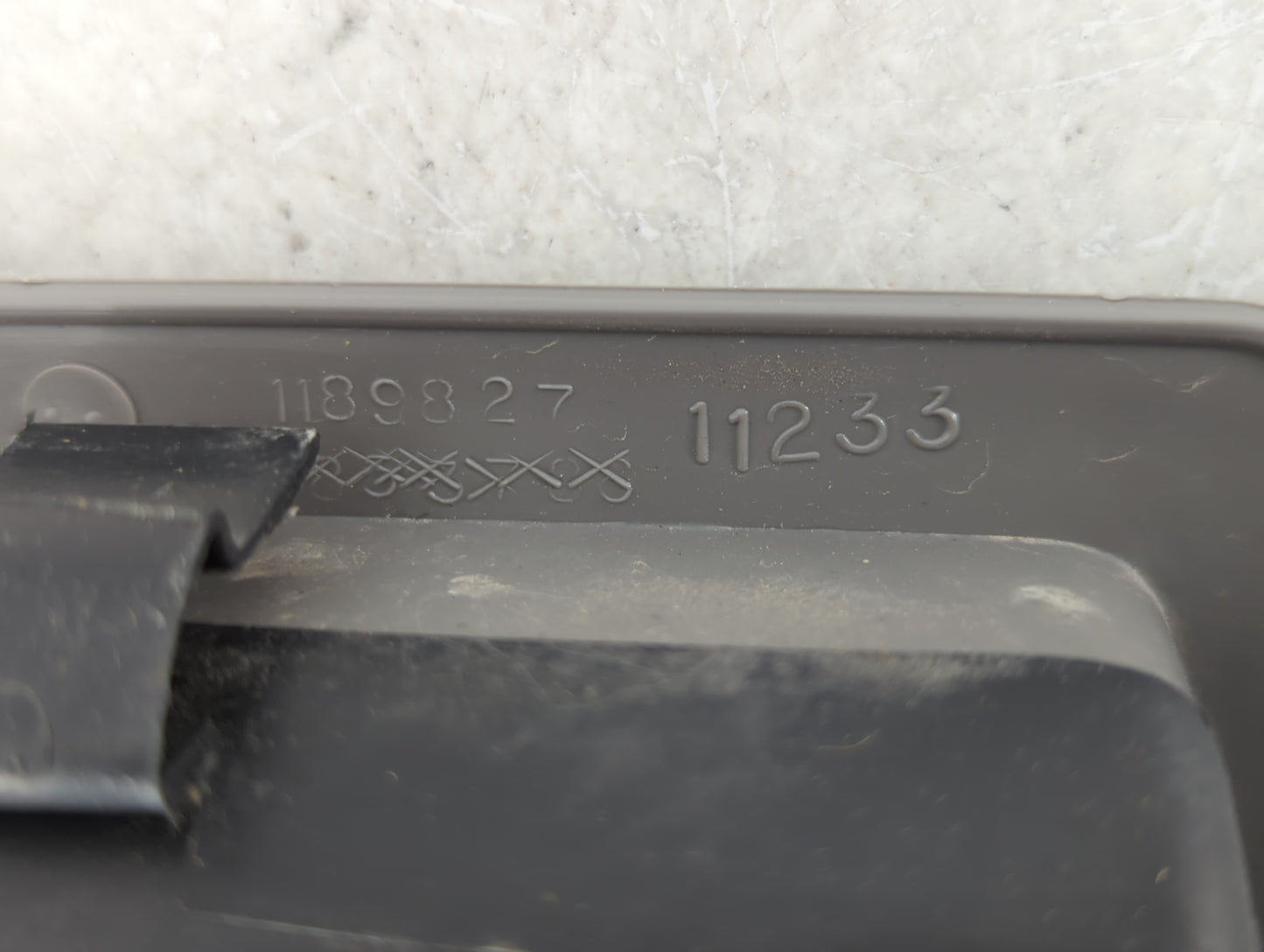 2011 Toyota Camry Overhead Roof Console - Oemusedautoparts1.com