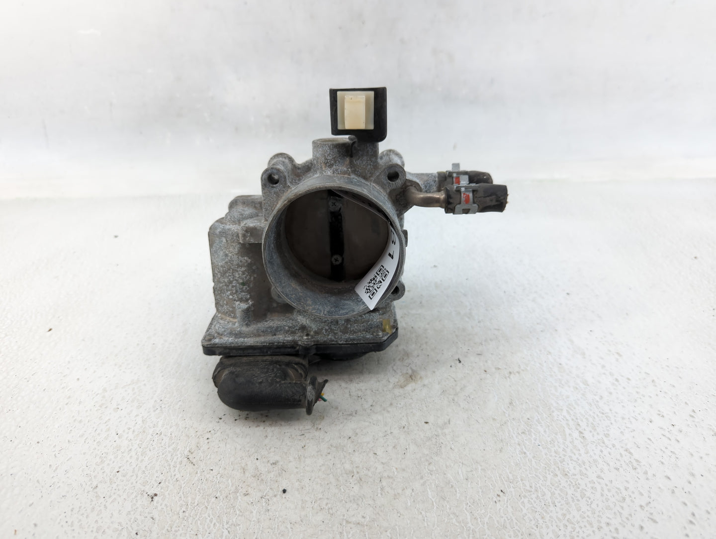 2010-2017 Toyota Camry Throttle Body P/N:22030-0V010 Fits Fits 2009 2010 2011 2012 2013 2014 2015 2016 2017 2018 2019 OEM Us