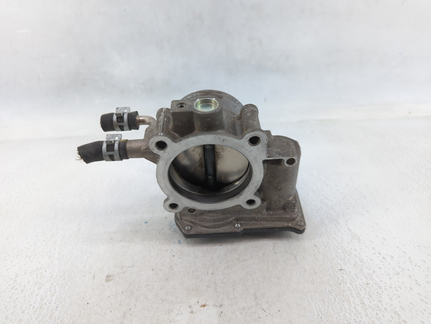 2010-2017 Toyota Camry Throttle Body P/N:22030-0V010 Fits Fits 2009 2010 2011 2012 2013 2014 2015 2016 2017 2018 2019 OEM Us