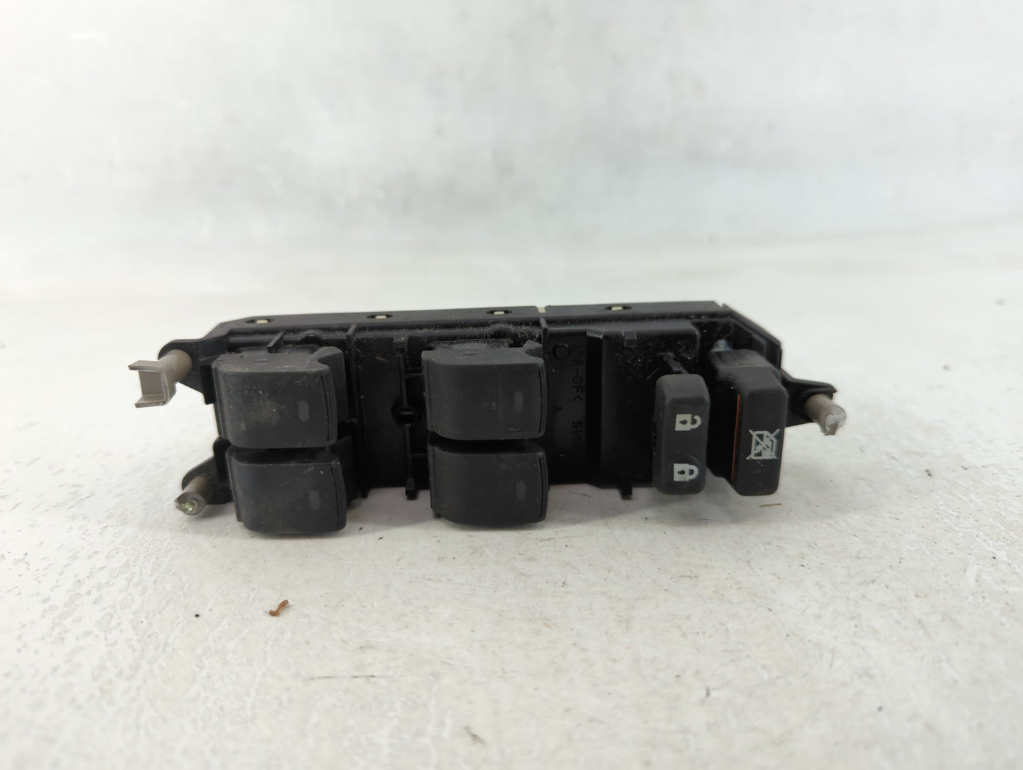 2010-2011 Toyota Camry Master Power Window Switch Replacement Driver Side Left P/N:515512 Fits OEM Used Auto Parts - Oemused