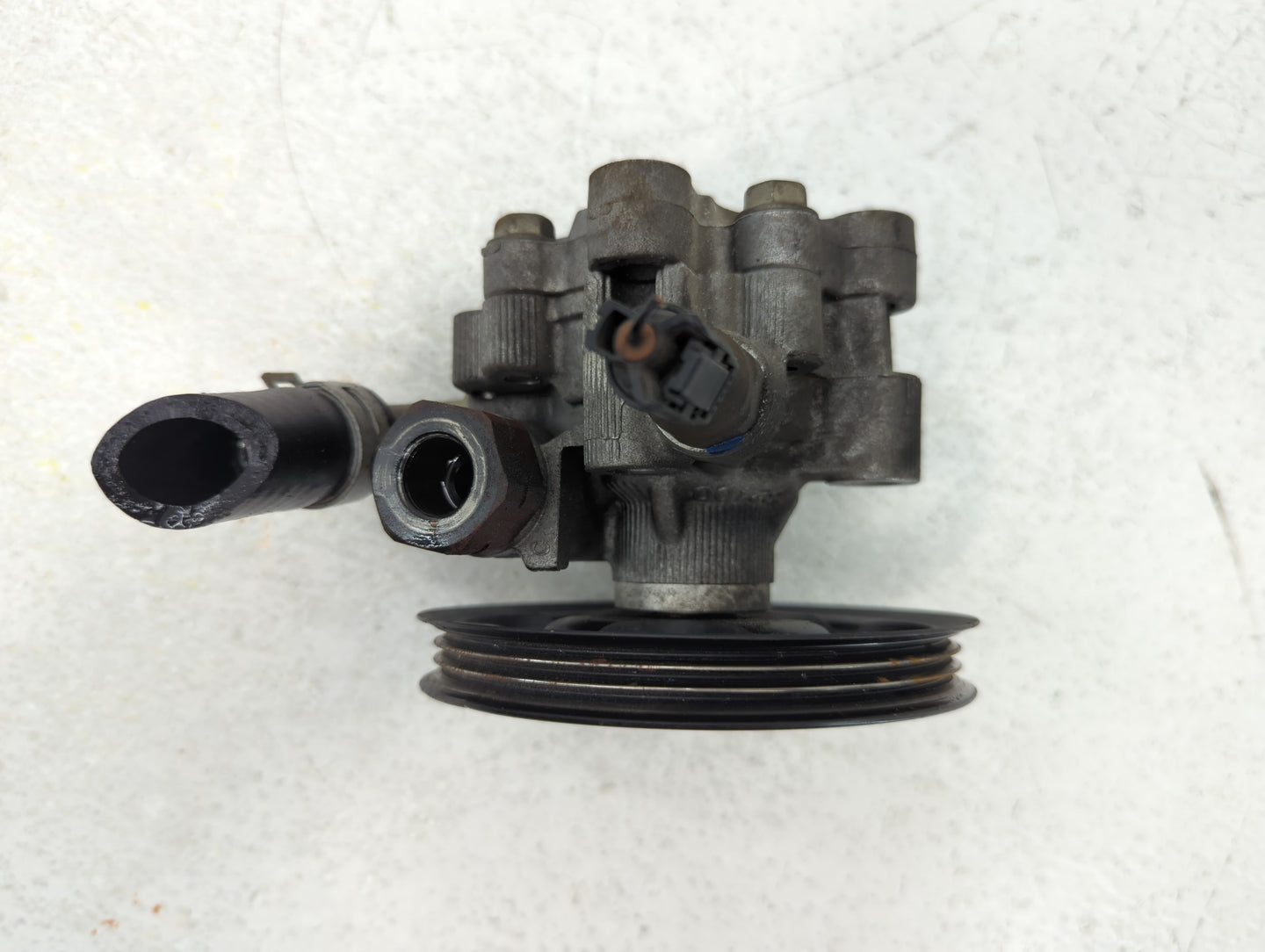 2011 Toyota Camry Power Steering Column Pump Oem - Oemusedautoparts1.com