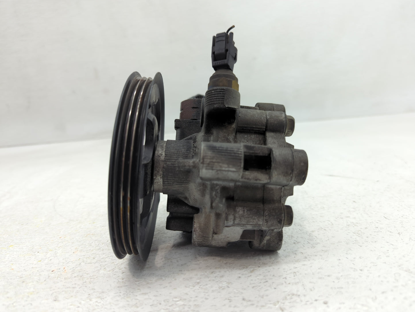 2011 Toyota Camry Power Steering Column Pump Oem - Oemusedautoparts1.com