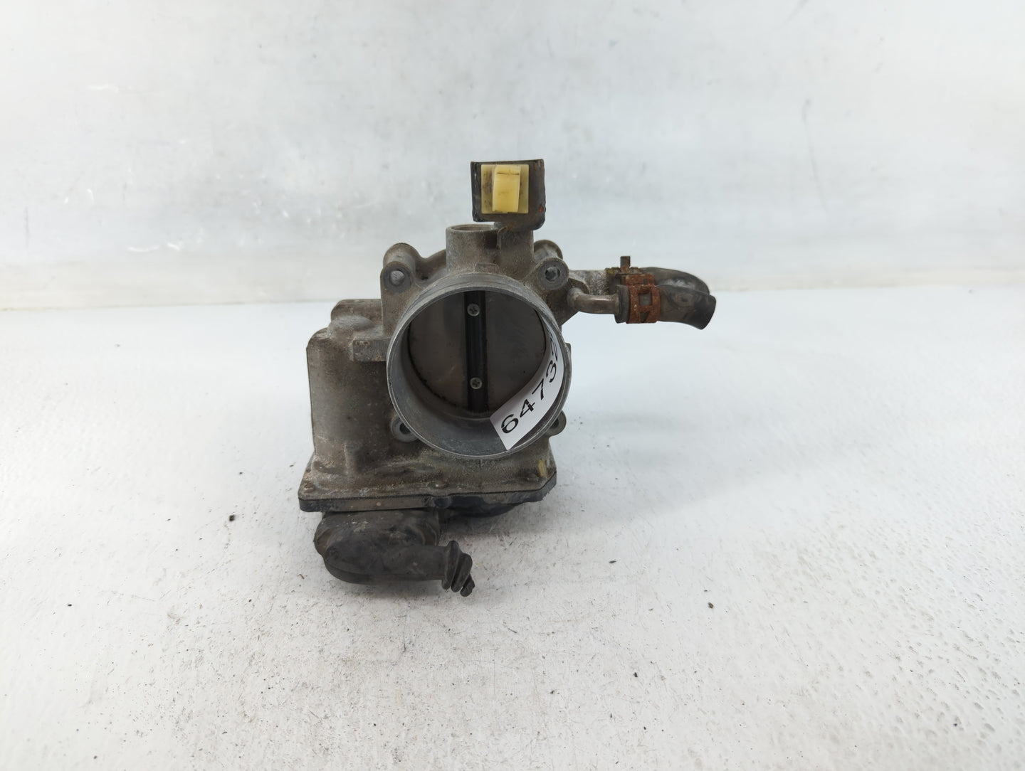 2010-2017 Toyota Camry Throttle Body P/N:22030-0V010 Fits Fits 2009 2010 2011 2012 2013 2014 2015 2016 2017 2018 2019 OEM Us