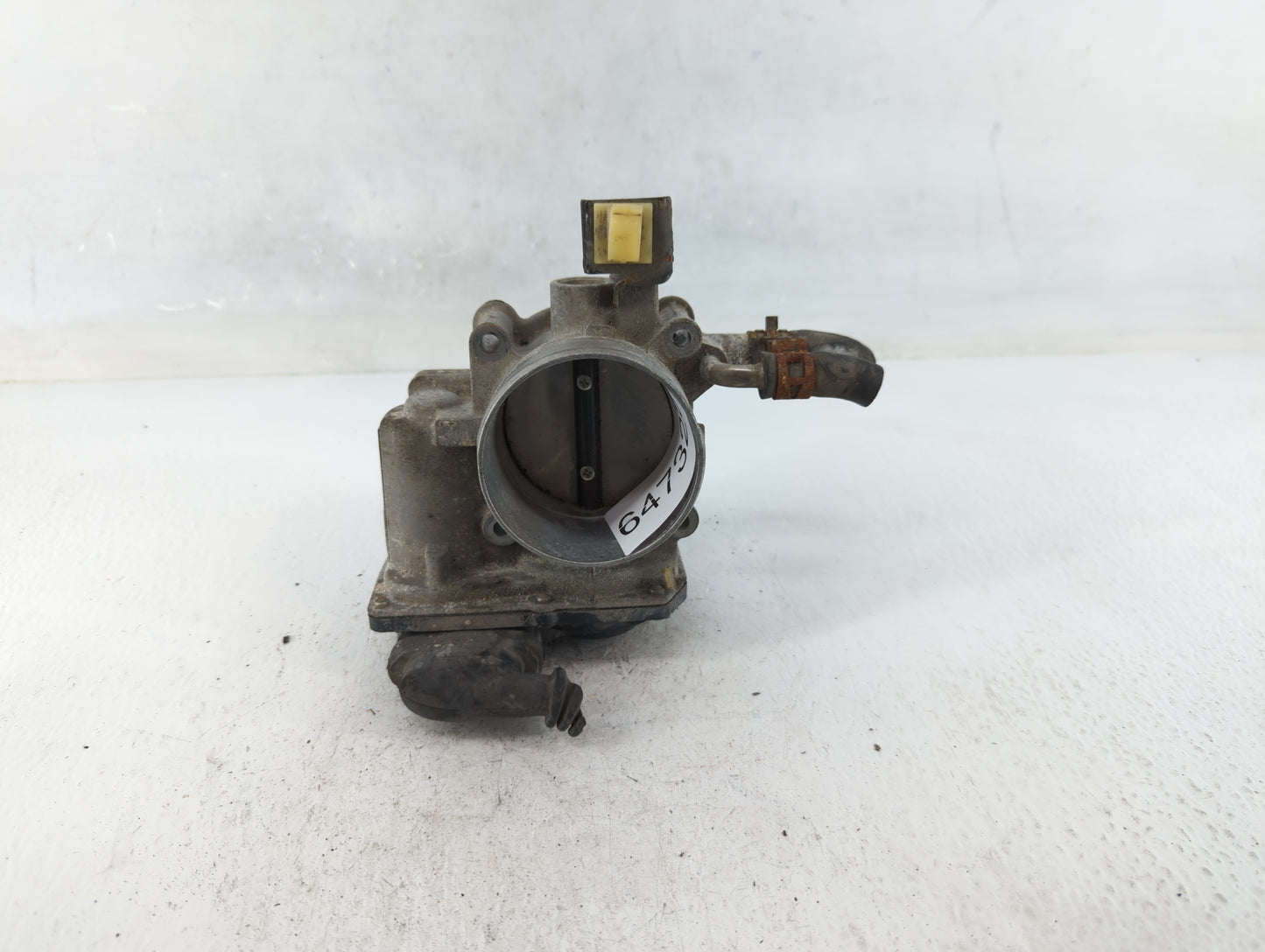 2010-2017 Toyota Camry Throttle Body P/N:22030-0V010 Fits Fits 2009 2010 2011 2012 2013 2014 2015 2016 2017 2018 2019 OEM Us