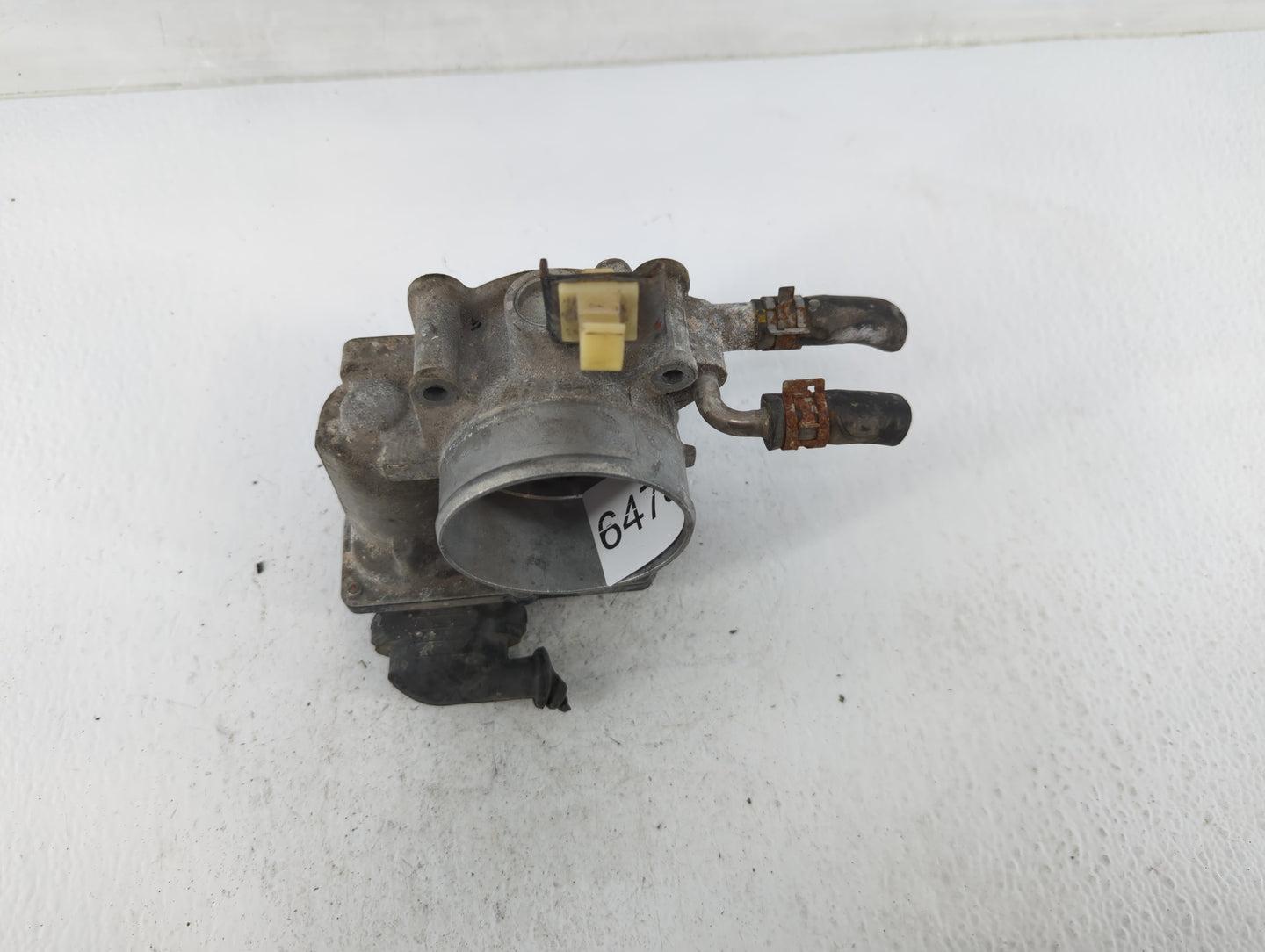 2010-2017 Toyota Camry Throttle Body P/N:22030-0V010 Fits Fits 2009 2010 2011 2012 2013 2014 2015 2016 2017 2018 2019 OEM Us