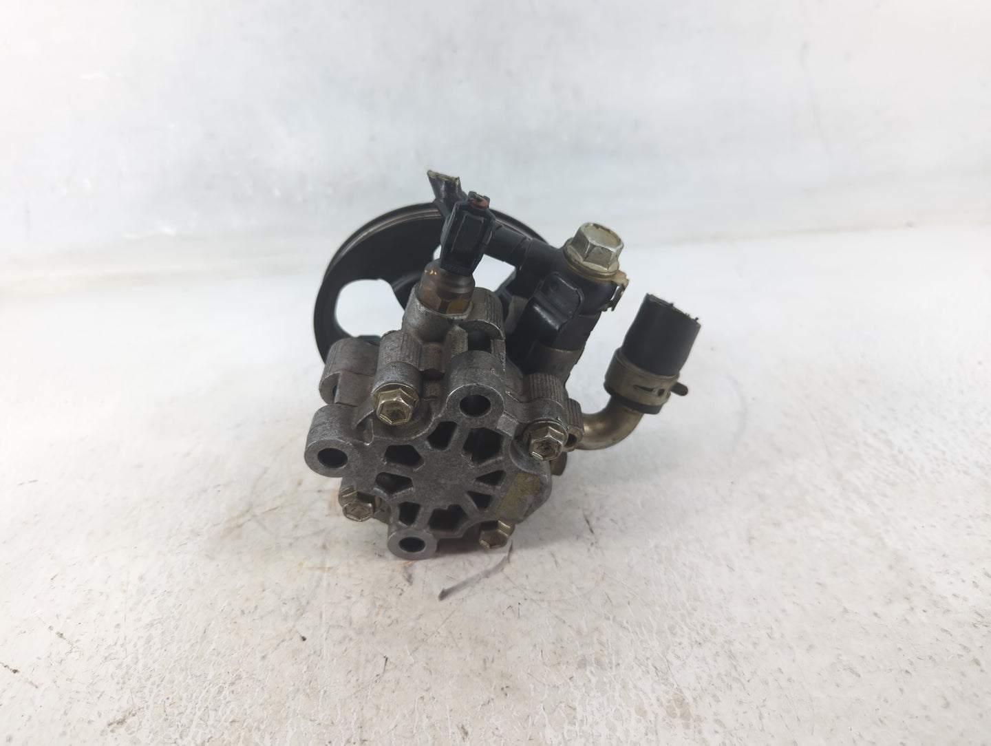 2010-2011 Toyota Camry Power Steering Column Pump Oem - Oemusedautoparts1.com