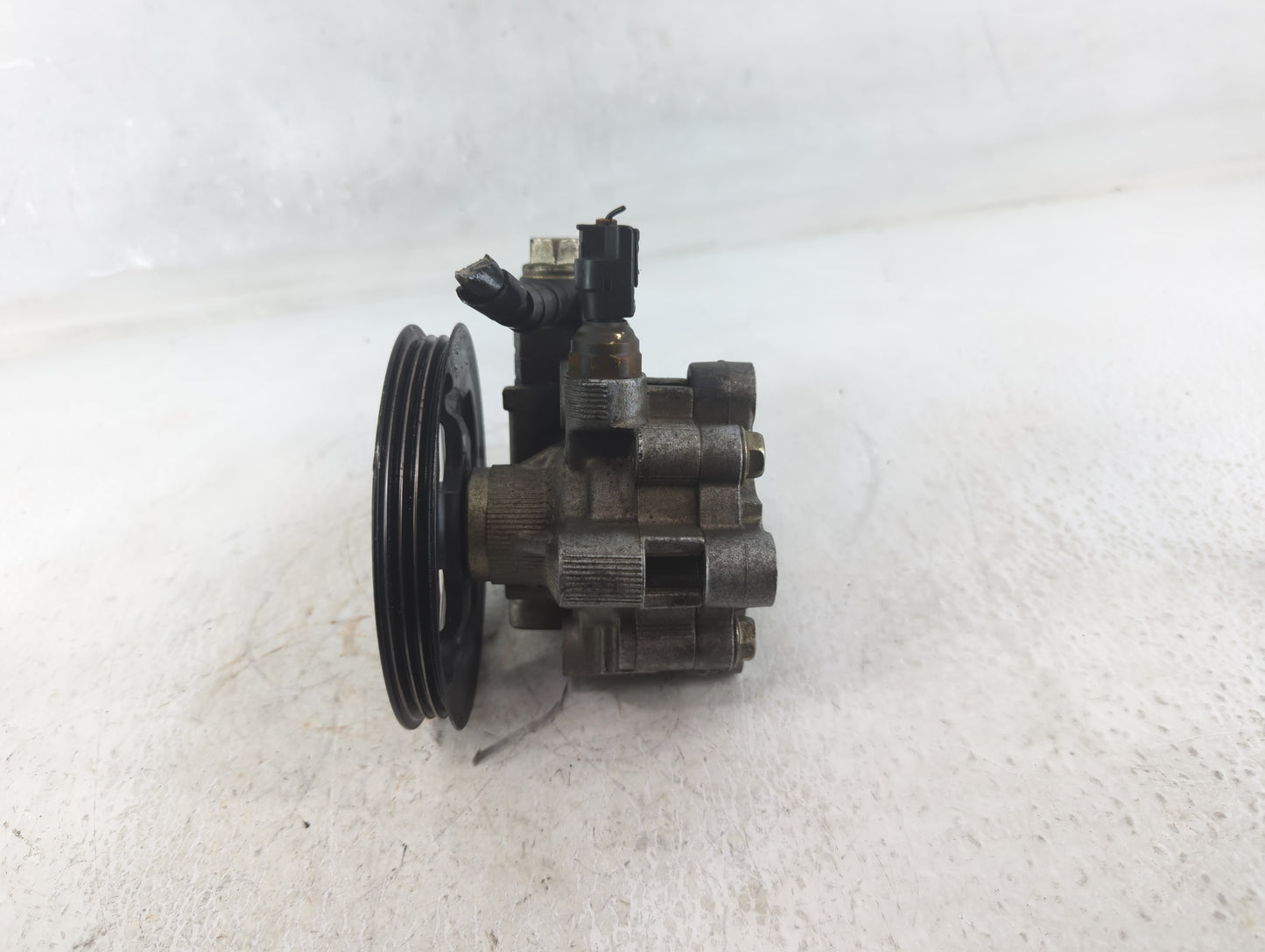 2010-2011 Toyota Camry Power Steering Column Pump Oem - Oemusedautoparts1.com