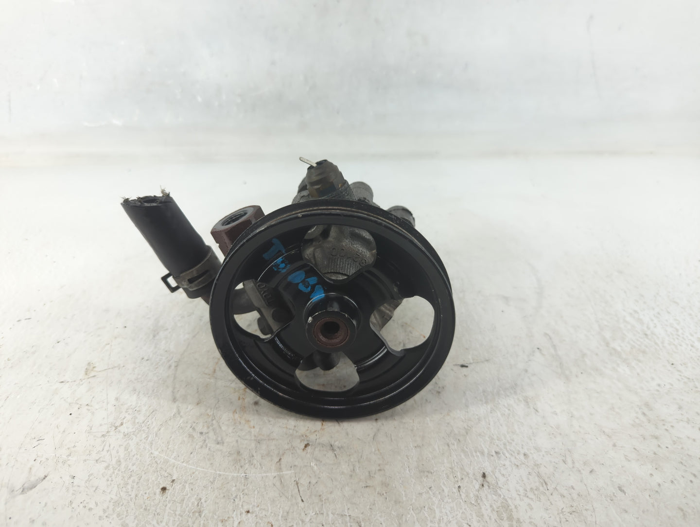2010-2011 Toyota Camry Power Steering Column Pump Oem - Oemusedautoparts1.com