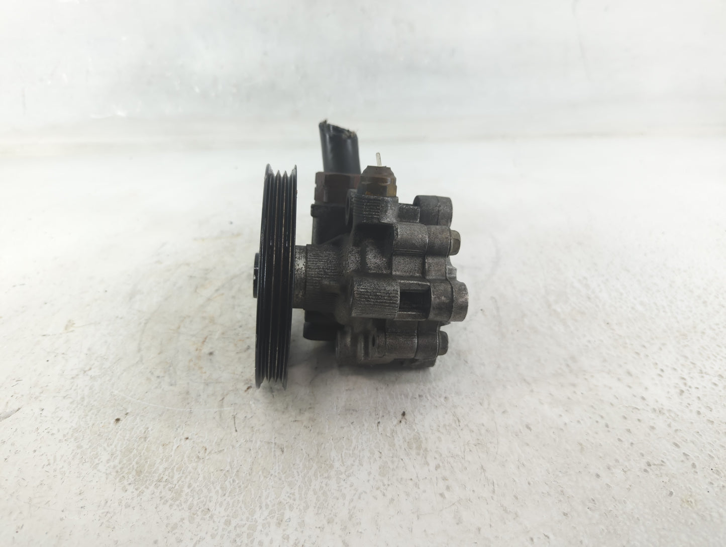 2010-2011 Toyota Camry Power Steering Column Pump Oem - Oemusedautoparts1.com
