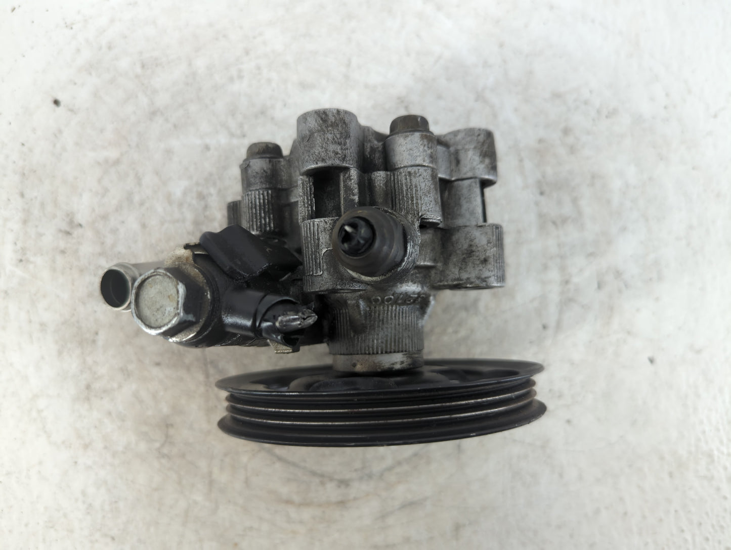2010-2011 Toyota Camry Power Steering Column Pump Oem - Oemusedautoparts1.com